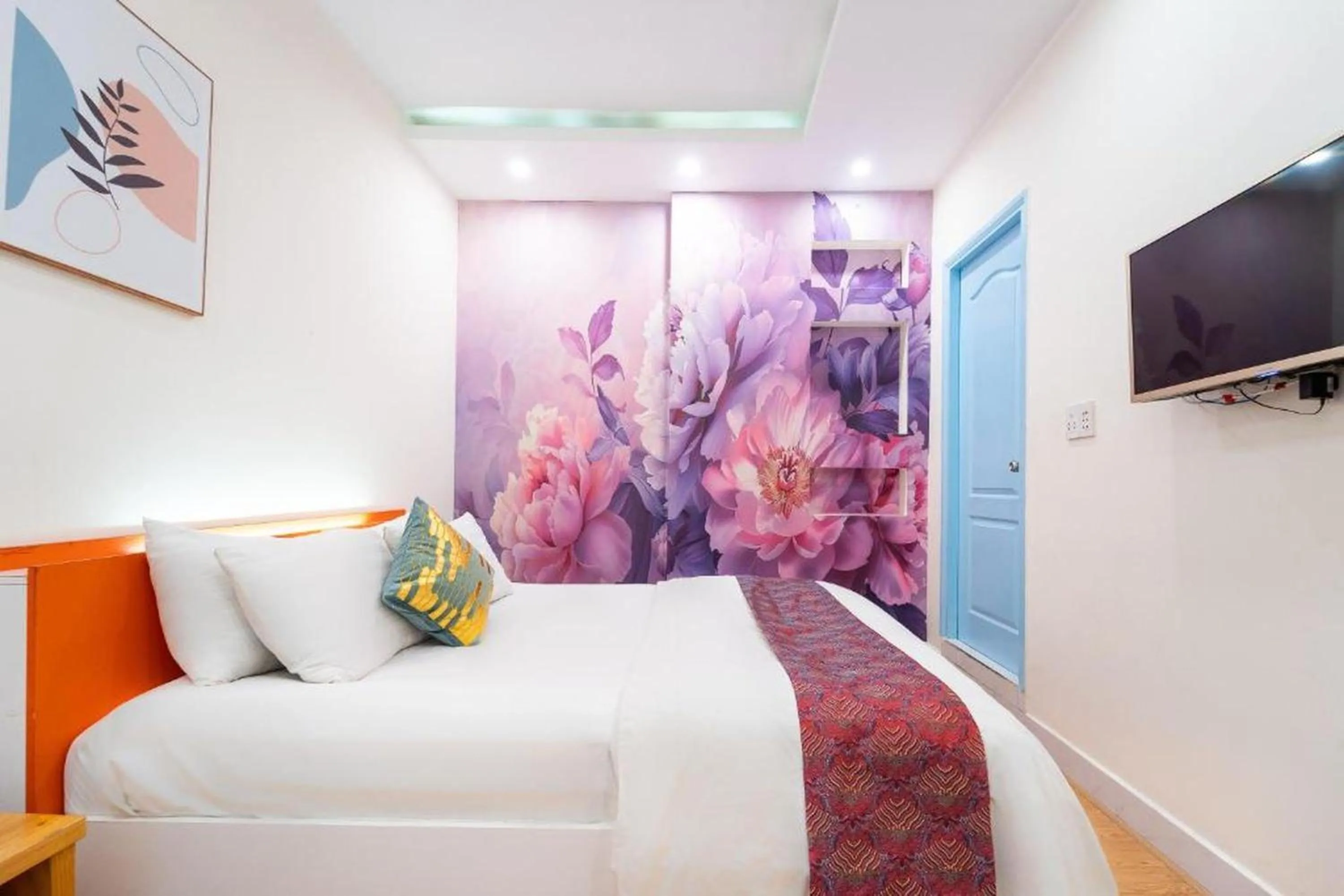 Bed in Joy Inn Hotel - Near T3 Terminal