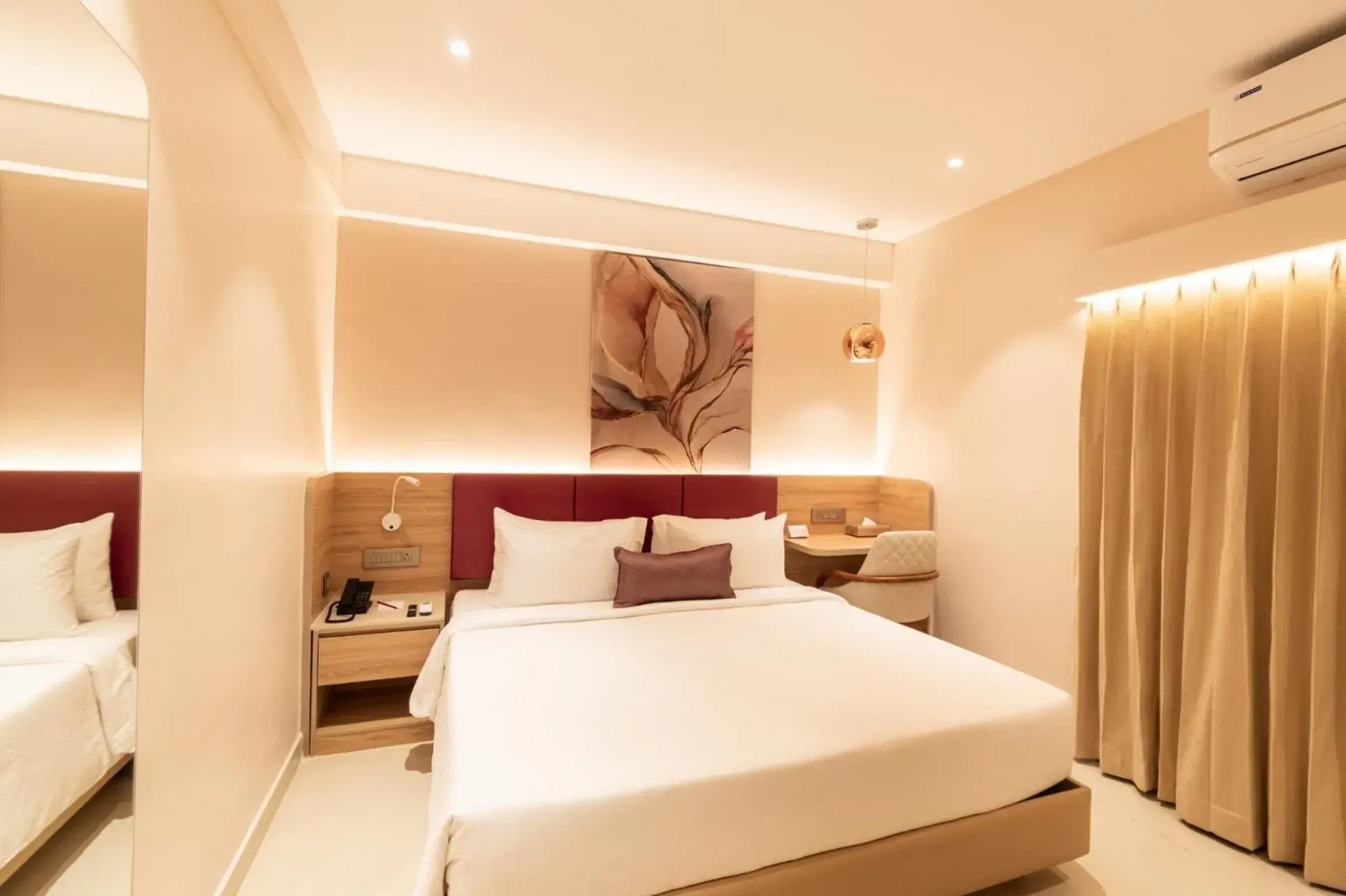 Double Room - single occupancy in TGI Livancia The Sojourn Double Room - single occupancy in TGI Livancia The Sojourn