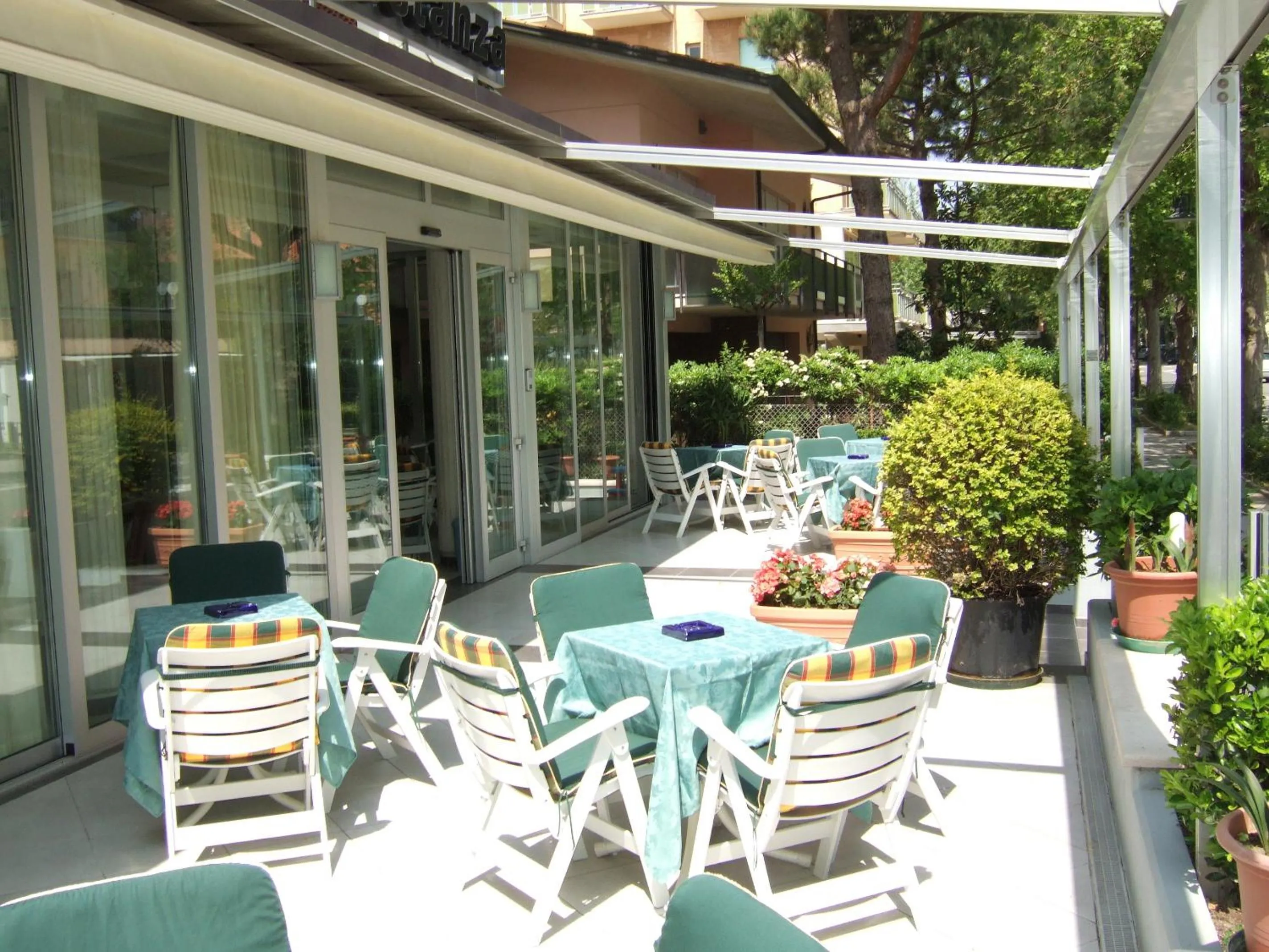 Facade/entrance in Hotel Costanza