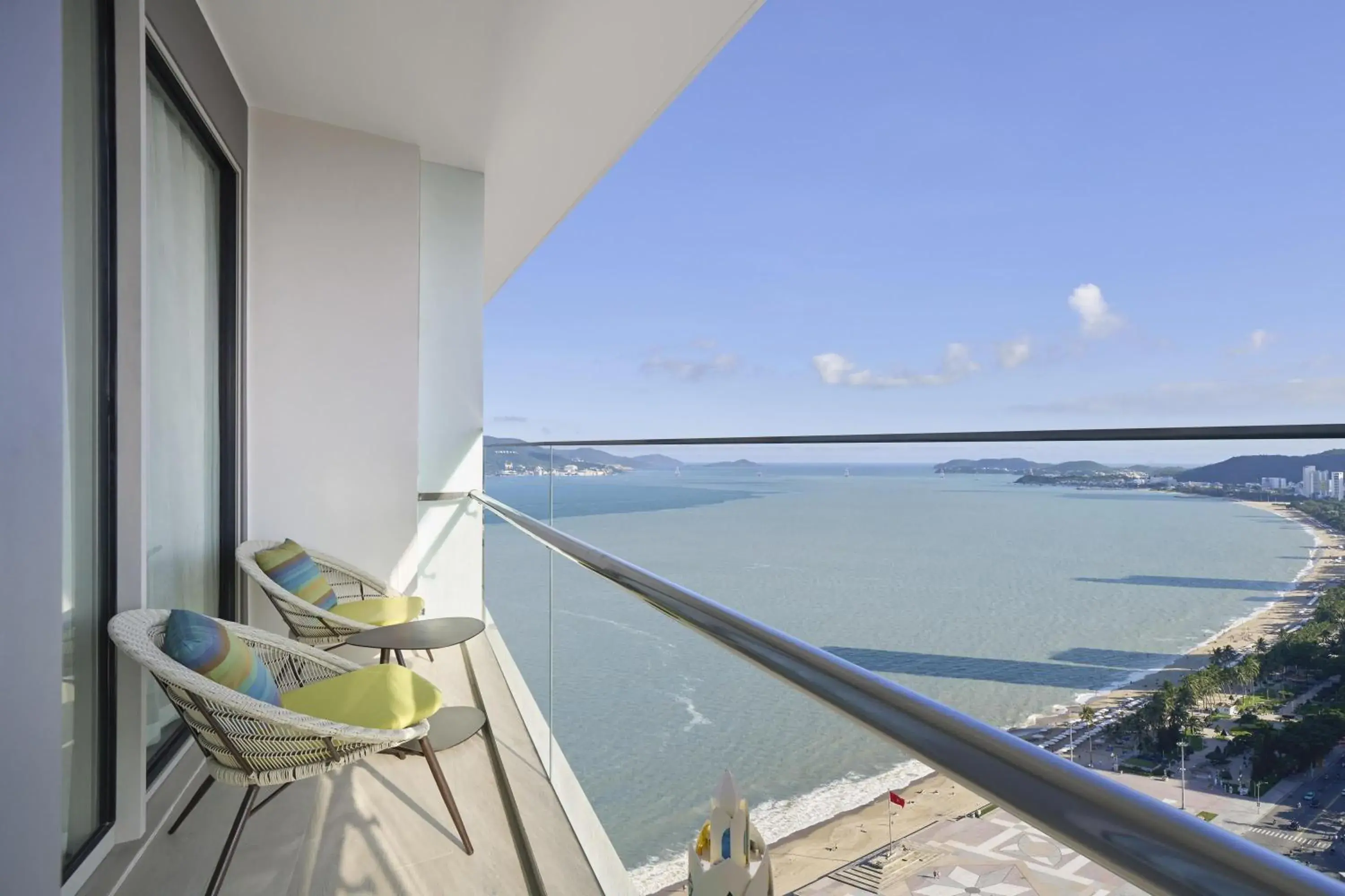 1 King Bed Ocean View in Hyatt Regency Nha Trang 1 King Bed Ocean View in Hyatt Regency Nha Trang