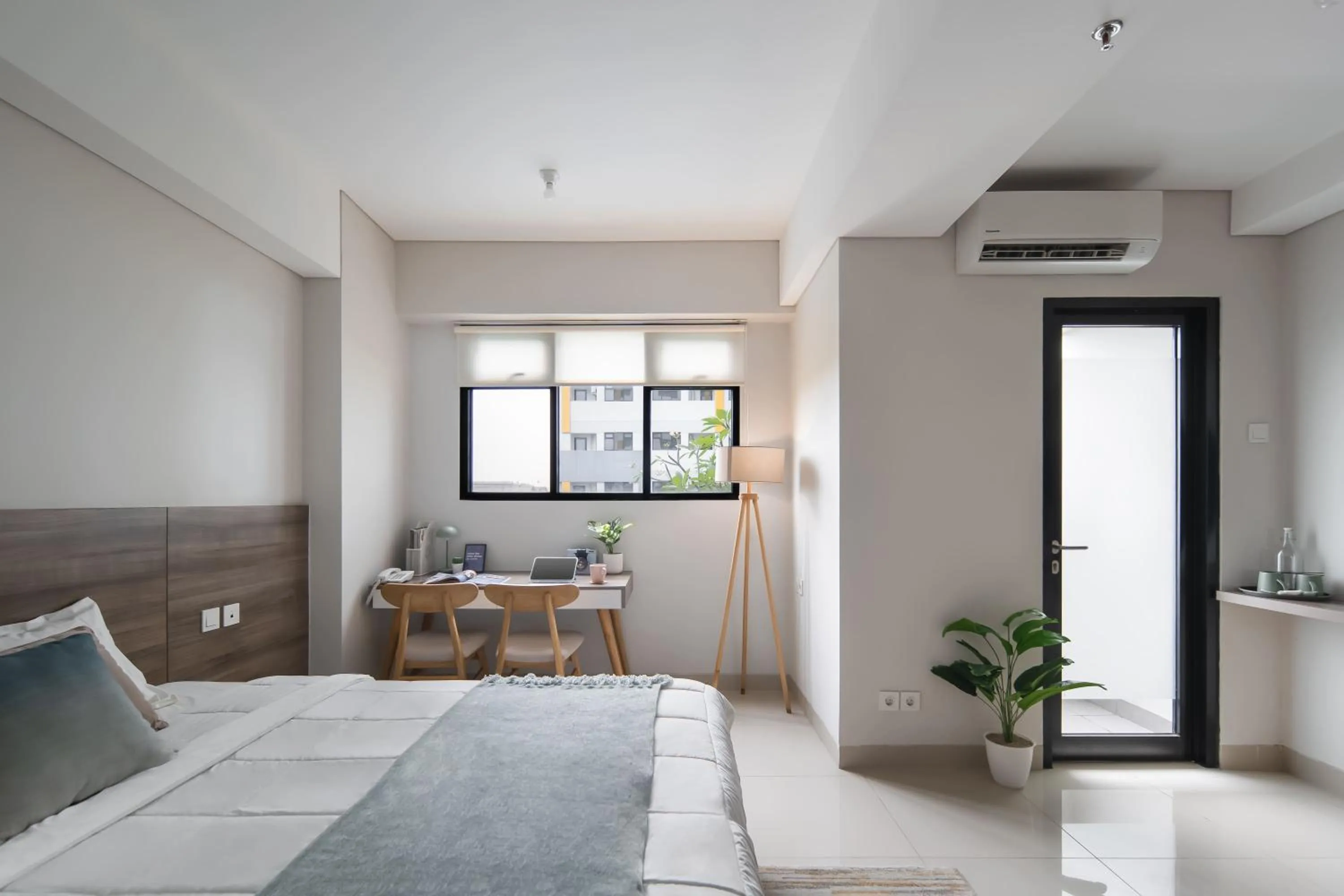 Photo of the whole room, Bed in Cove Aspena Residence