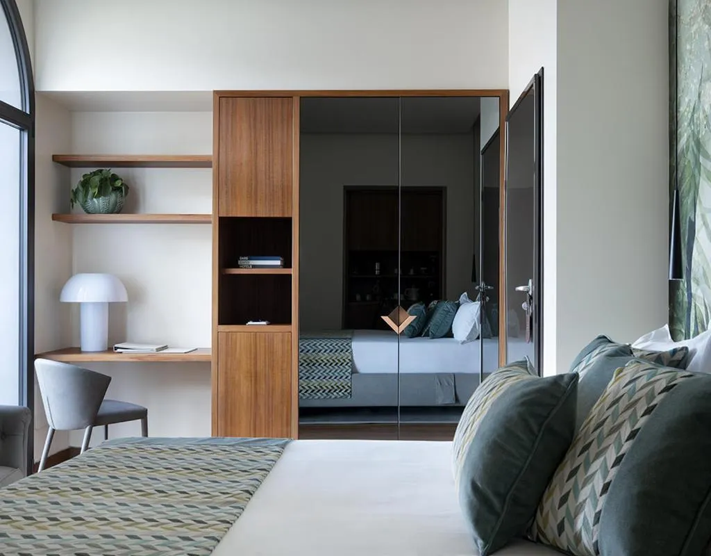 Bed in Villa Lario Resort Mandello