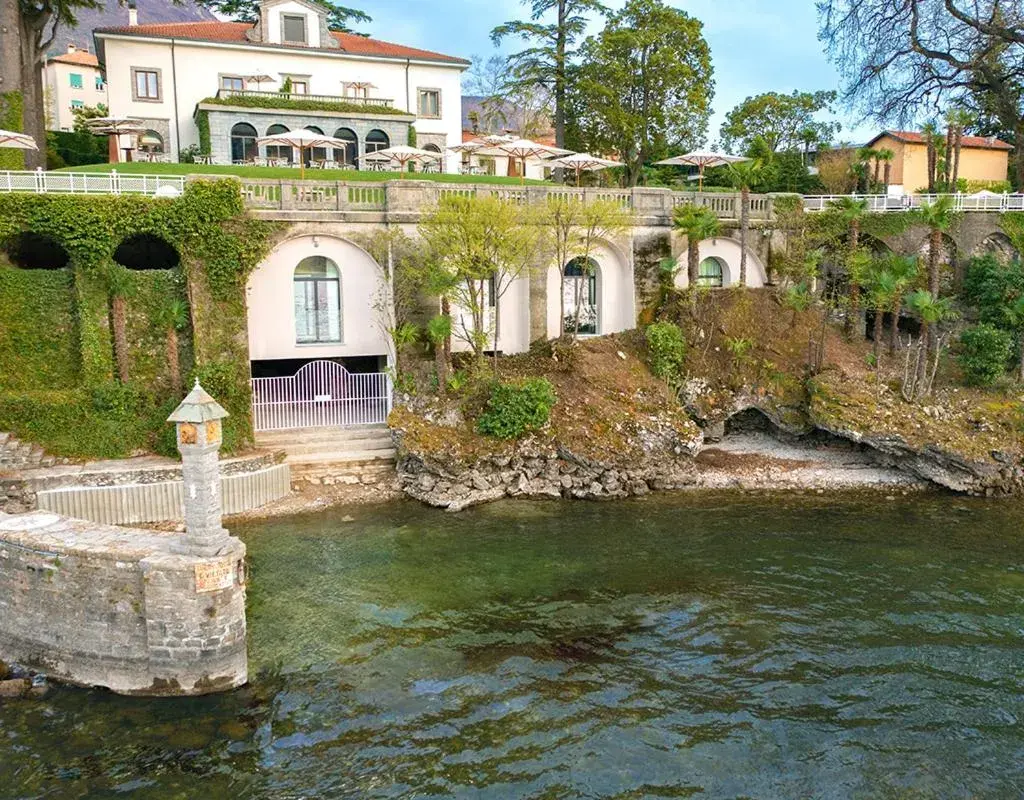 Property building in Villa Lario Resort Mandello Property building in Villa Lario Resort Mandello