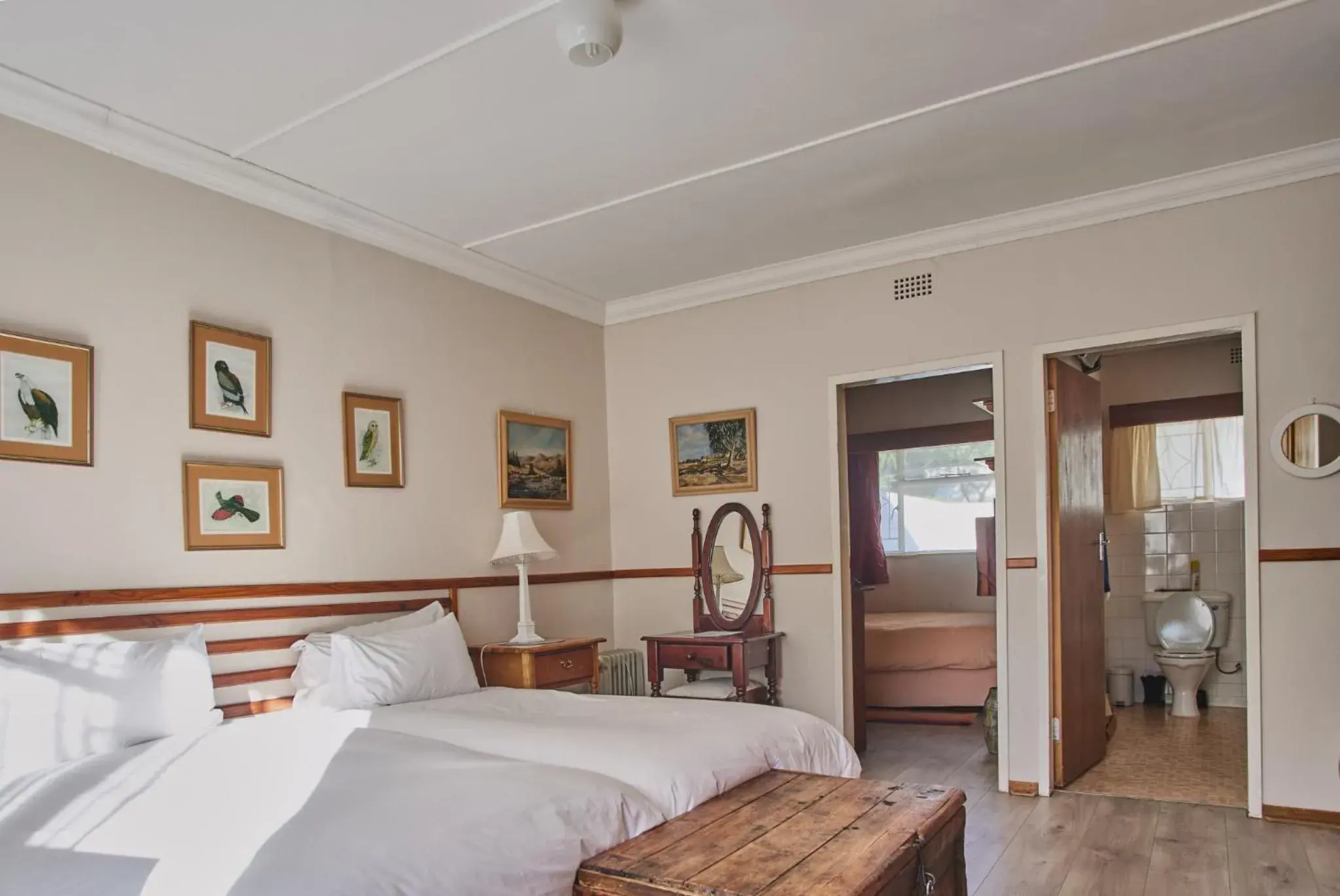 Double or Twin Room with Private Bathroom - single occupancy in Rosewood Corner, Clarens Double or Twin Room with Private Bathroom - single occupancy in Rosewood Corner, Clarens