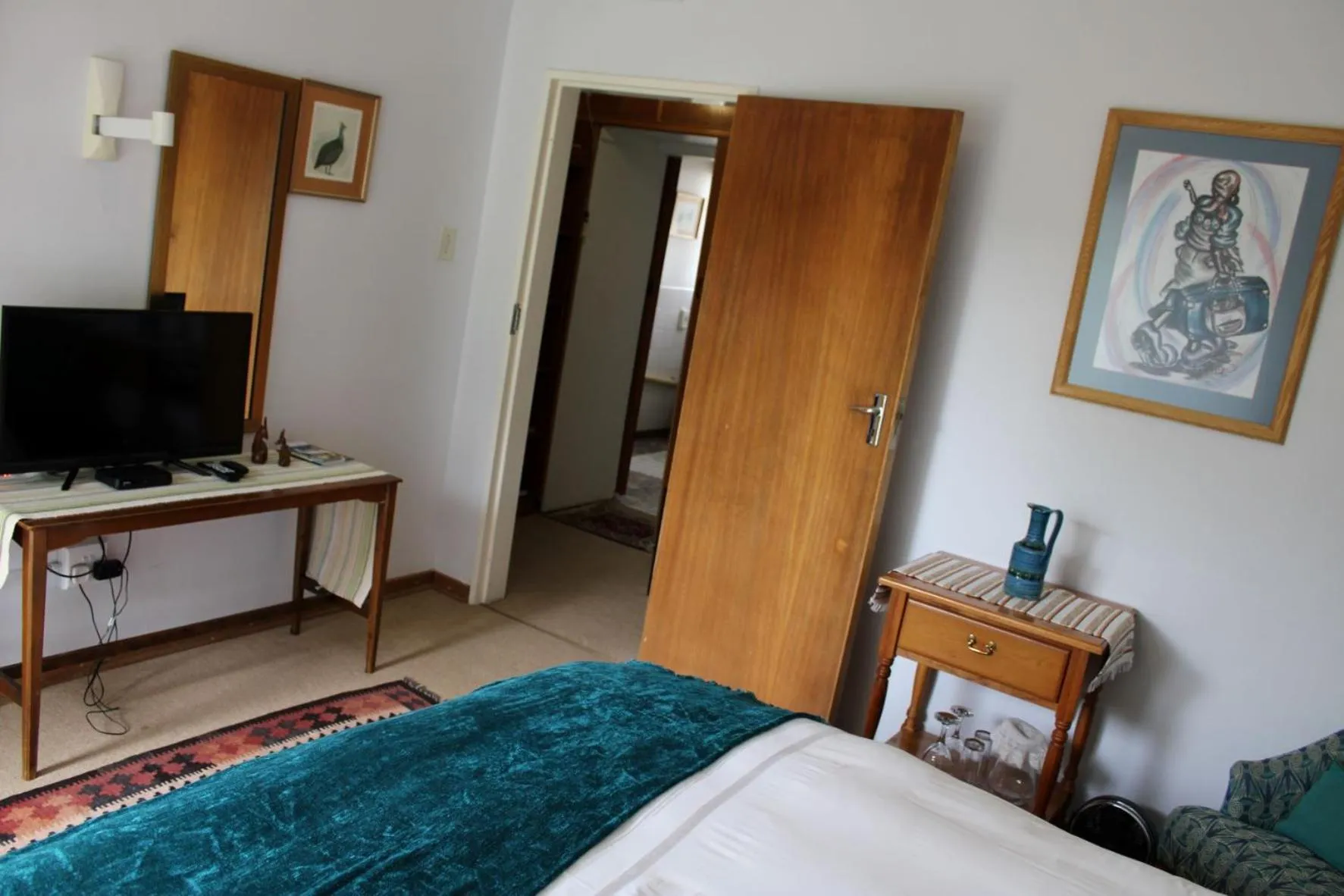 Photo of the whole room, Bed in Rosewood Corner, Clarens