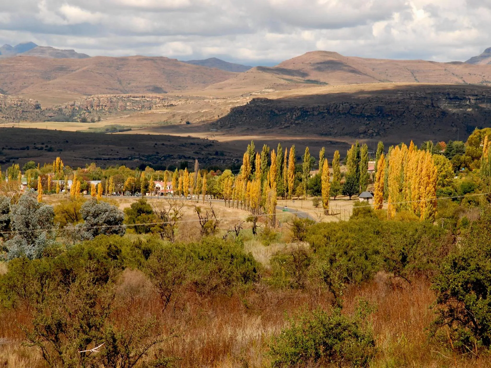 Natural landscape in Rosewood Corner, Clarens