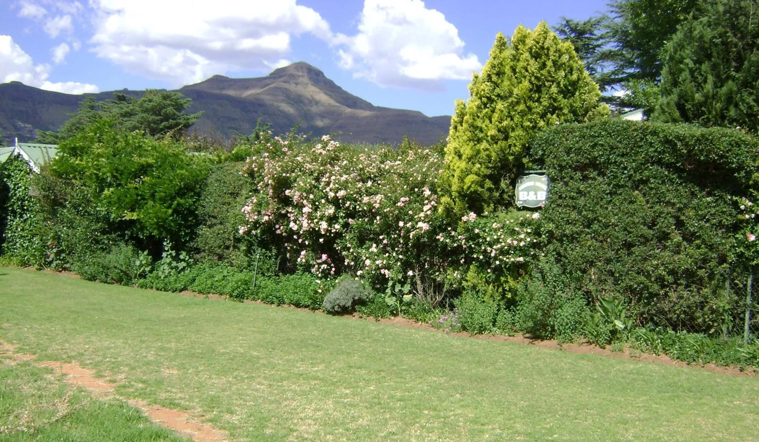 Garden in Rosewood Corner, Clarens