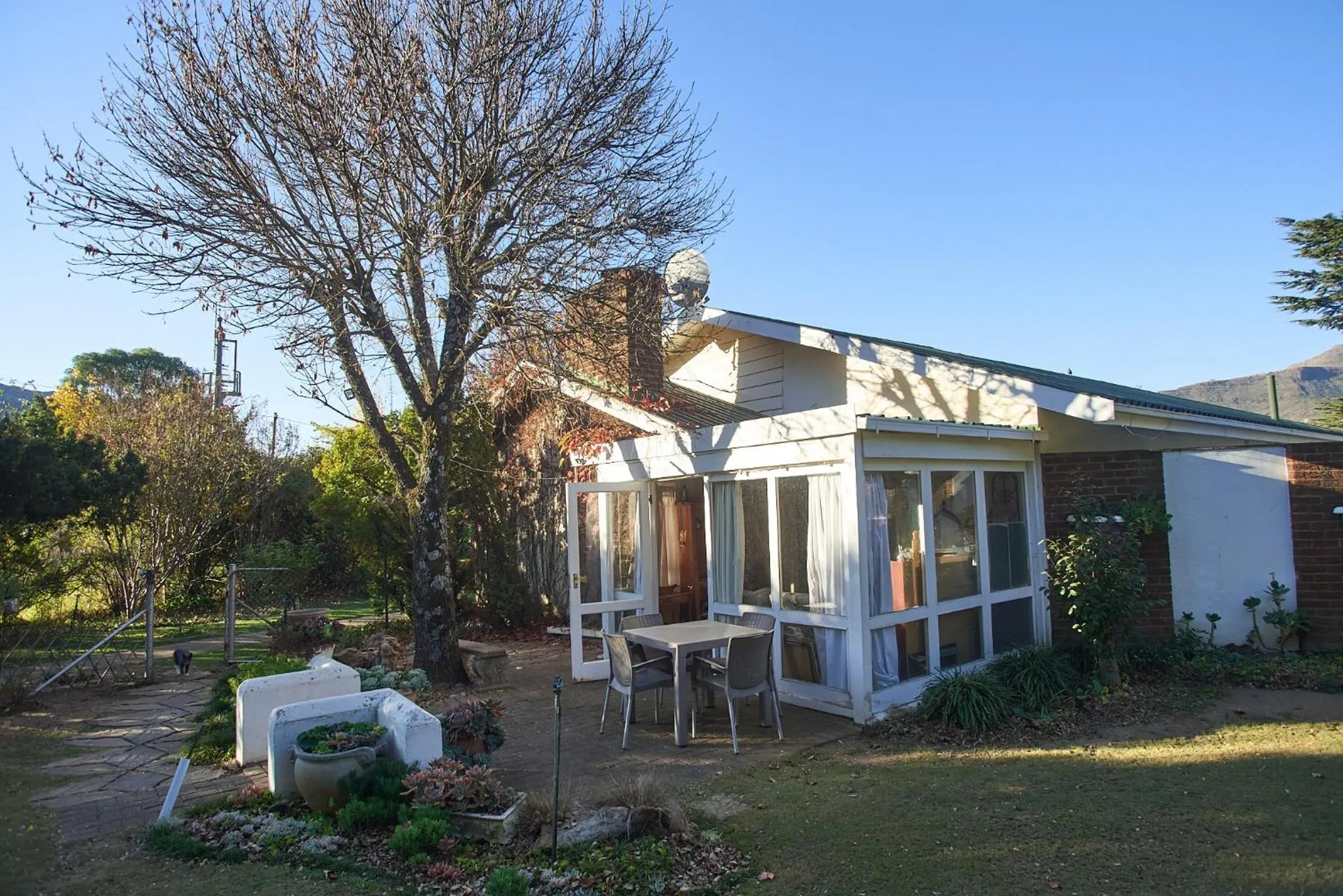 Property building in Rosewood Corner, Clarens