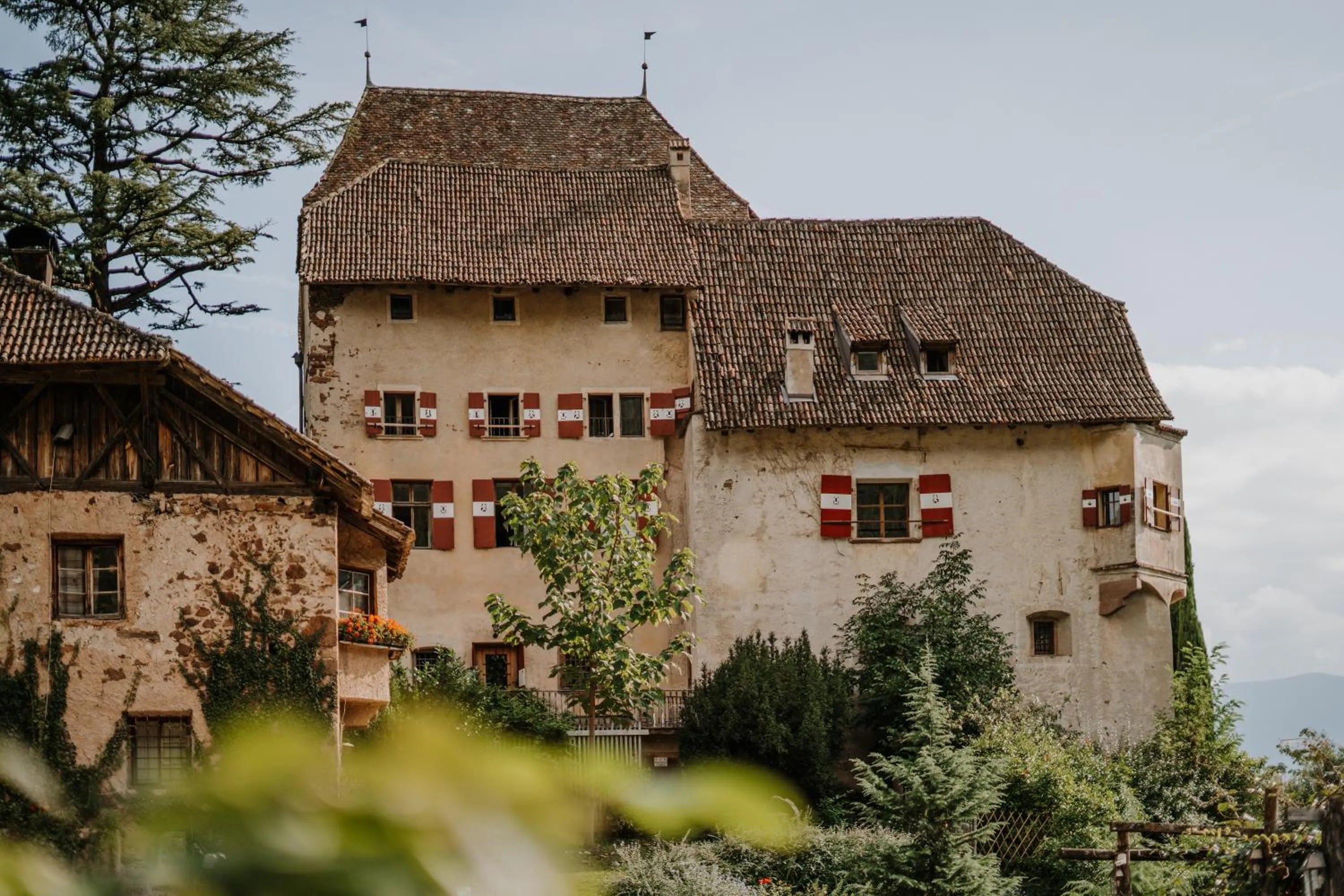 Property building in Schloss Englar