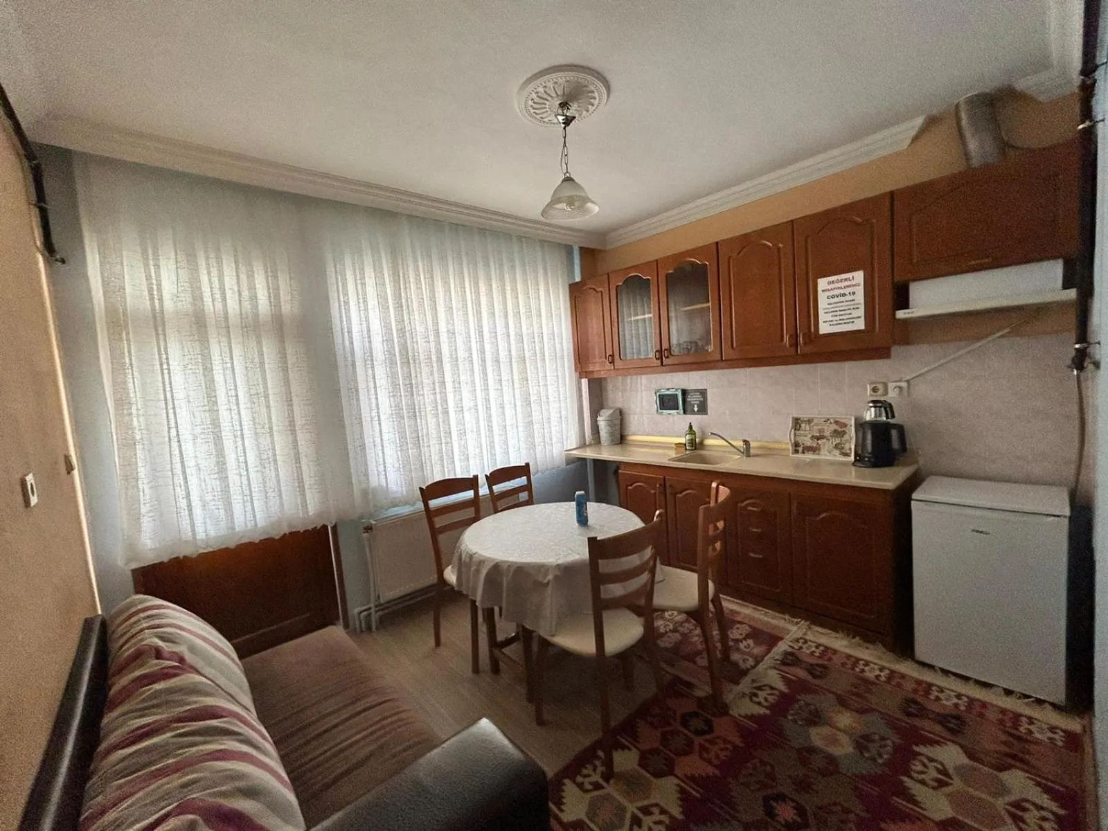 kitchen in Ernur Pension