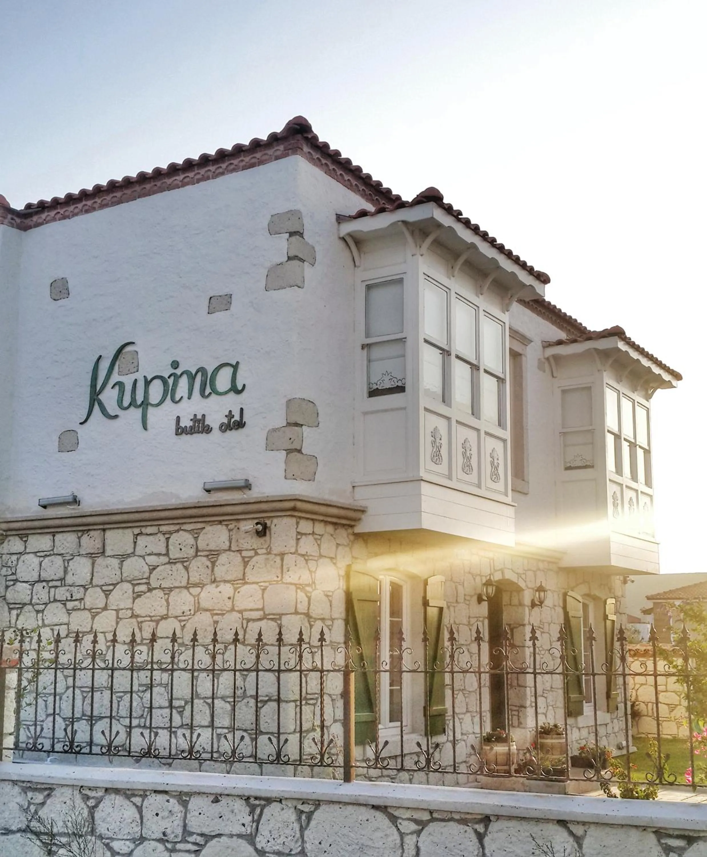 Facade/entrance in Kupina Alaçatı