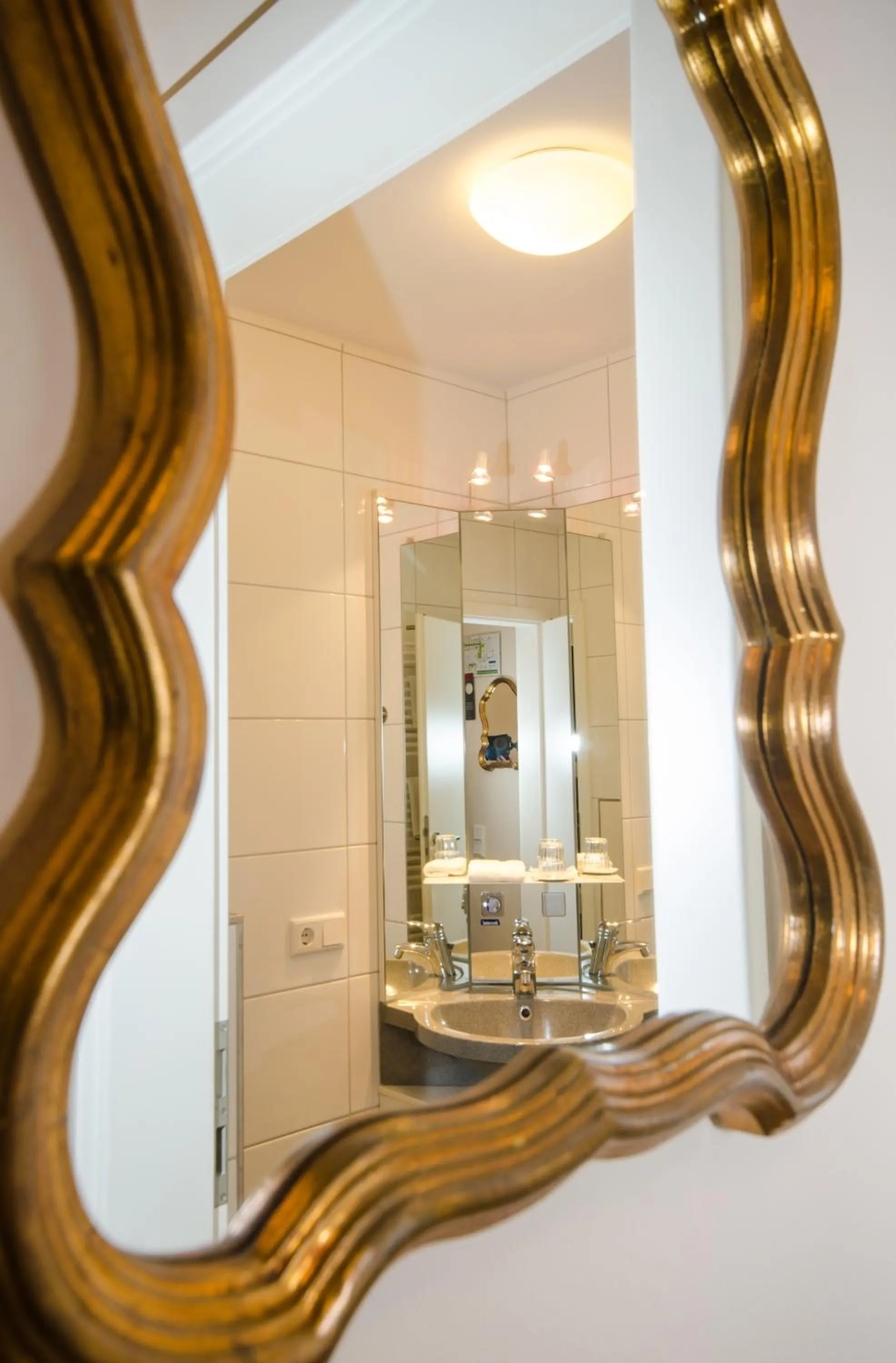 Bathroom in Hotel Lange