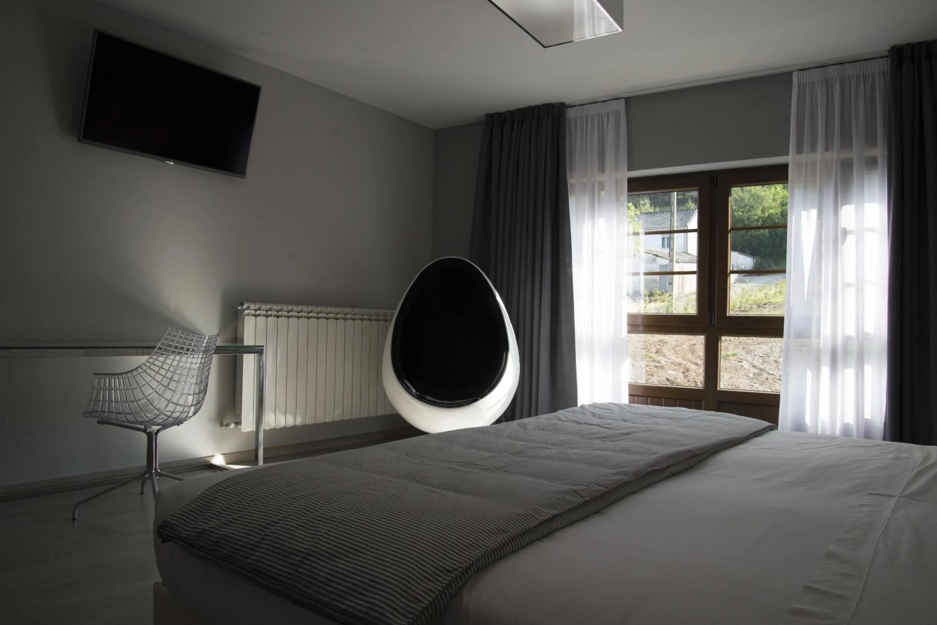 Day, Bed in Lar de Donas