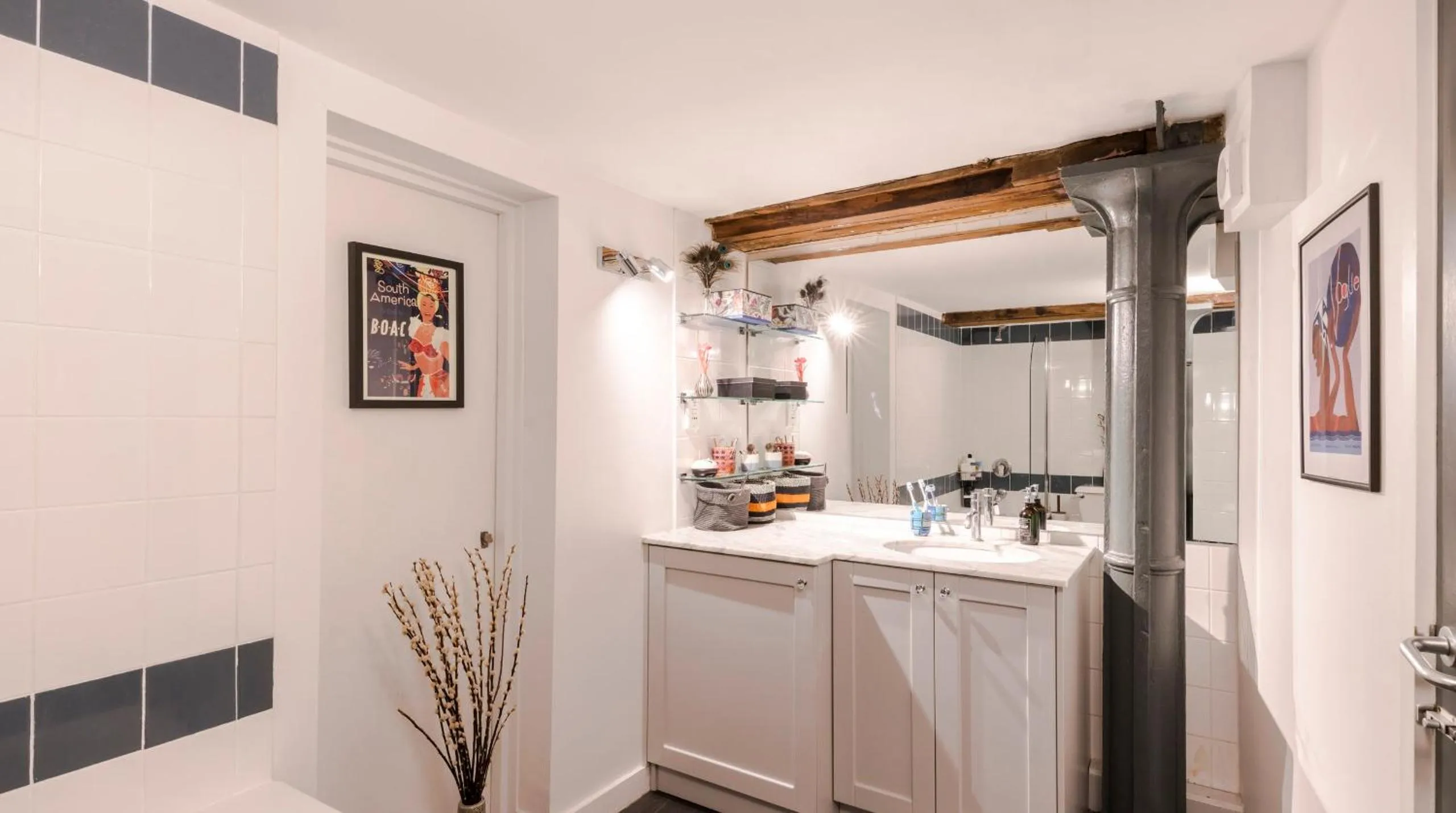 Stunning 2-Bed Converted Warehouse - Sleeps 4