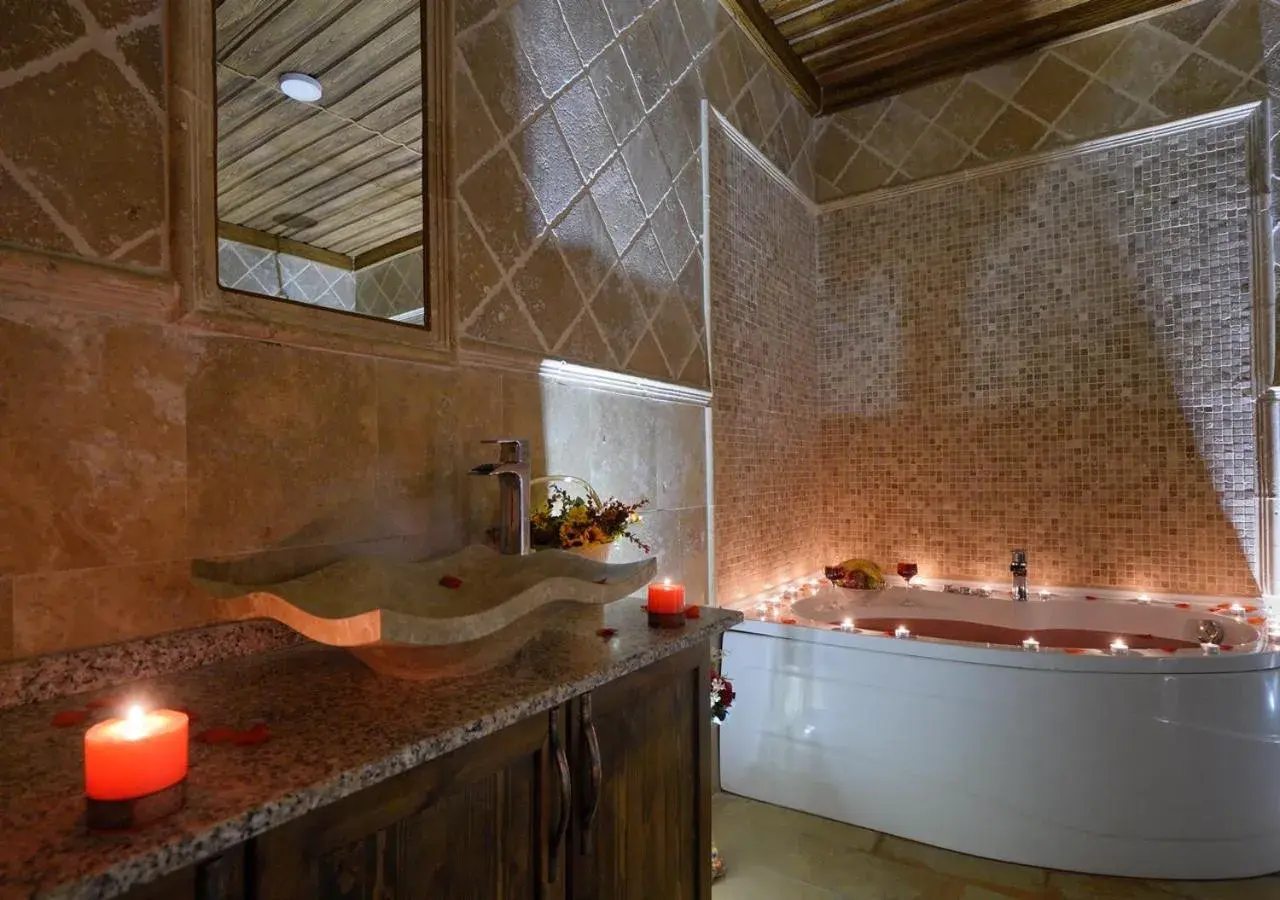 Standard King Room in ShoeString Stone House Standard King Room in ShoeString Stone House