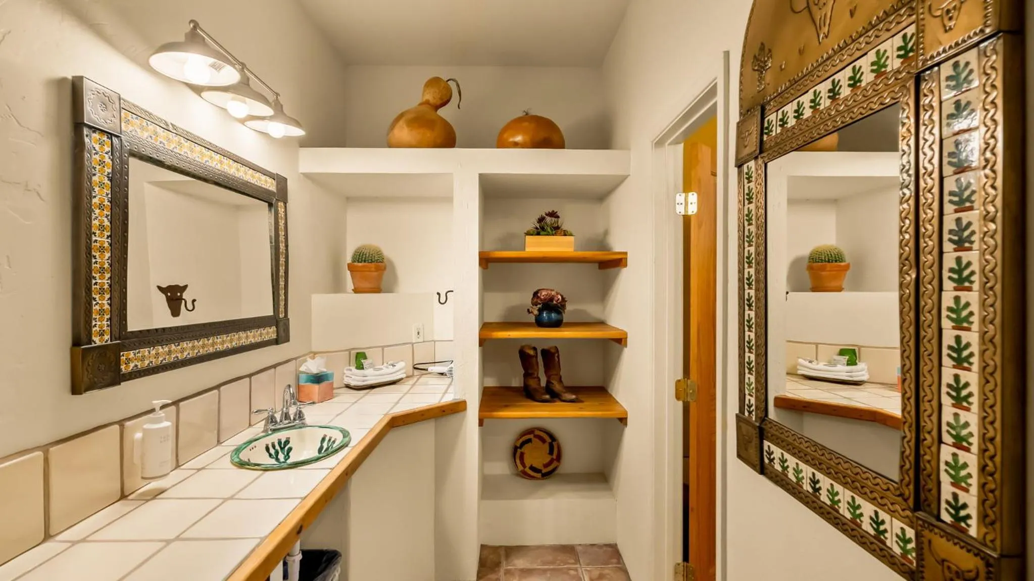 Tubac Country Inn