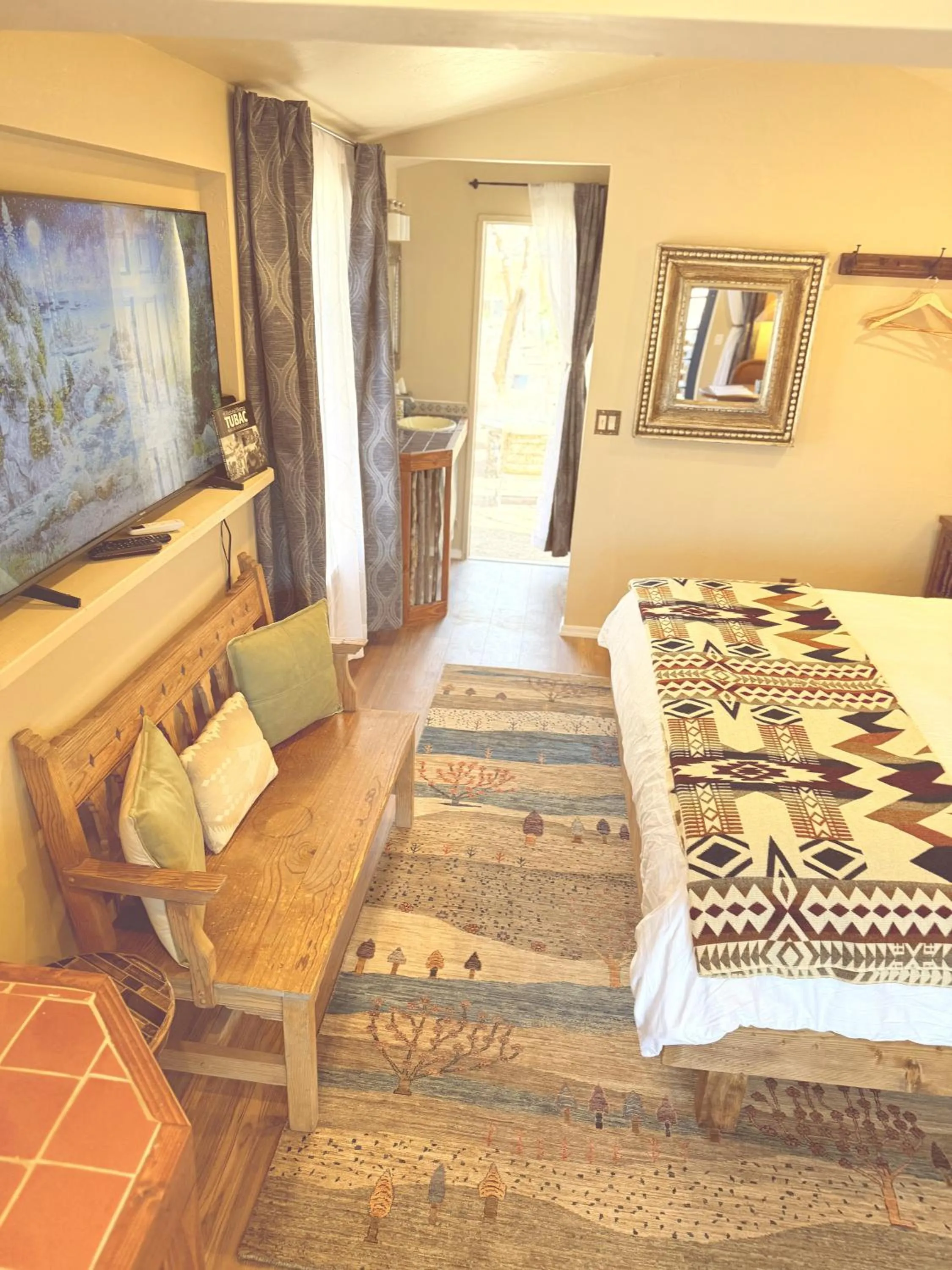 Bed in Tubac Country Inn