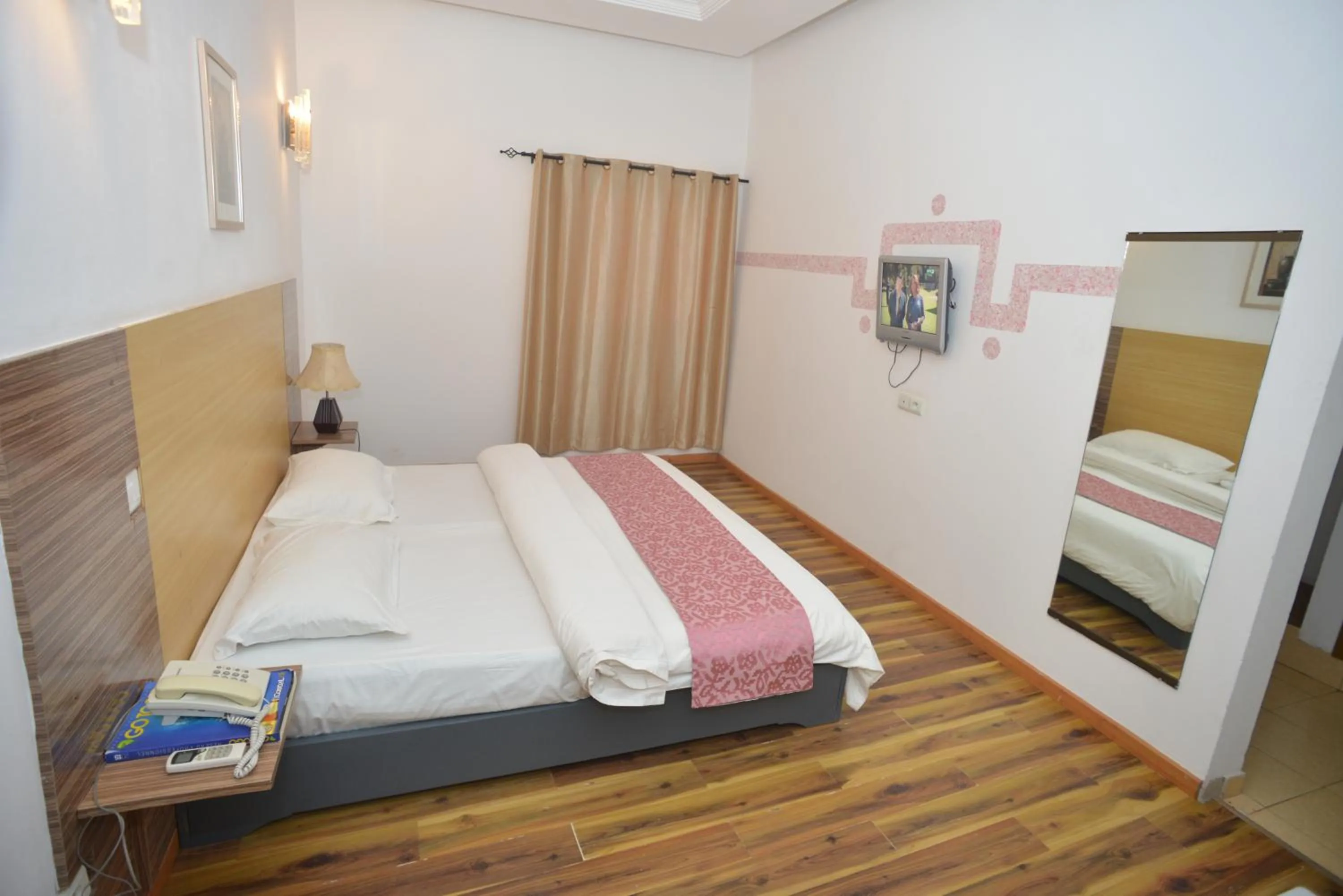 Bedroom in Jess Hotel