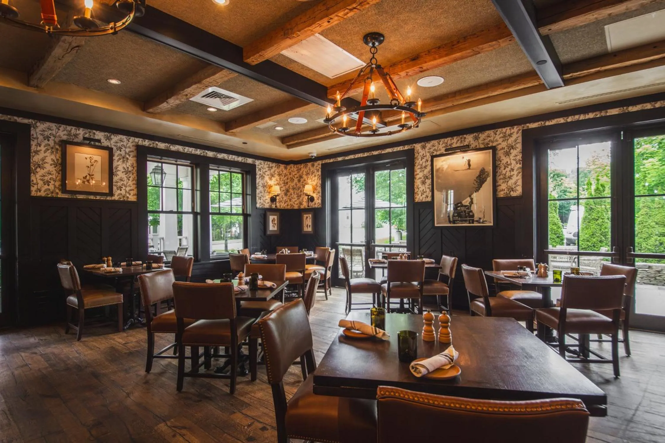 Restaurant/places to eat in Kimpton Taconic Hotel by IHG