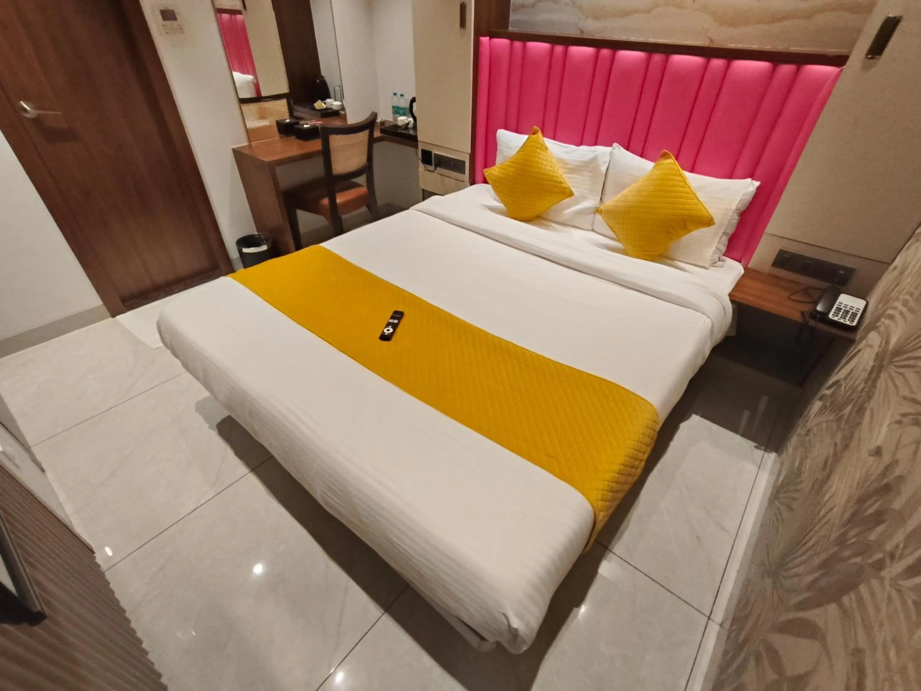 Photo of the whole room, Bed in Hotel Ocean Residency Thane West