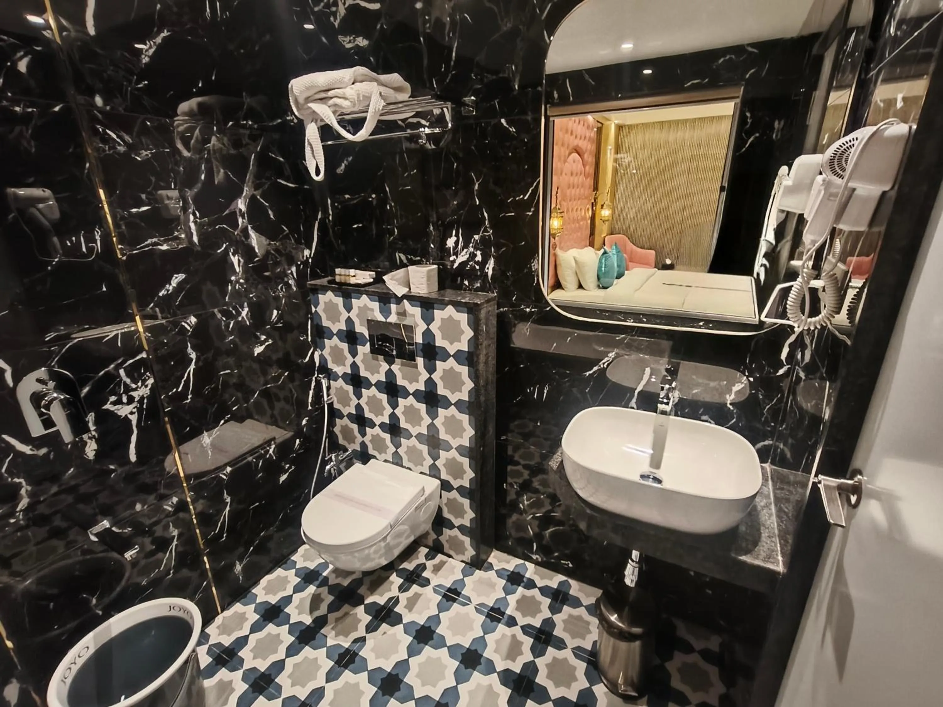 Bathroom in Hotel Ocean Residency Thane West