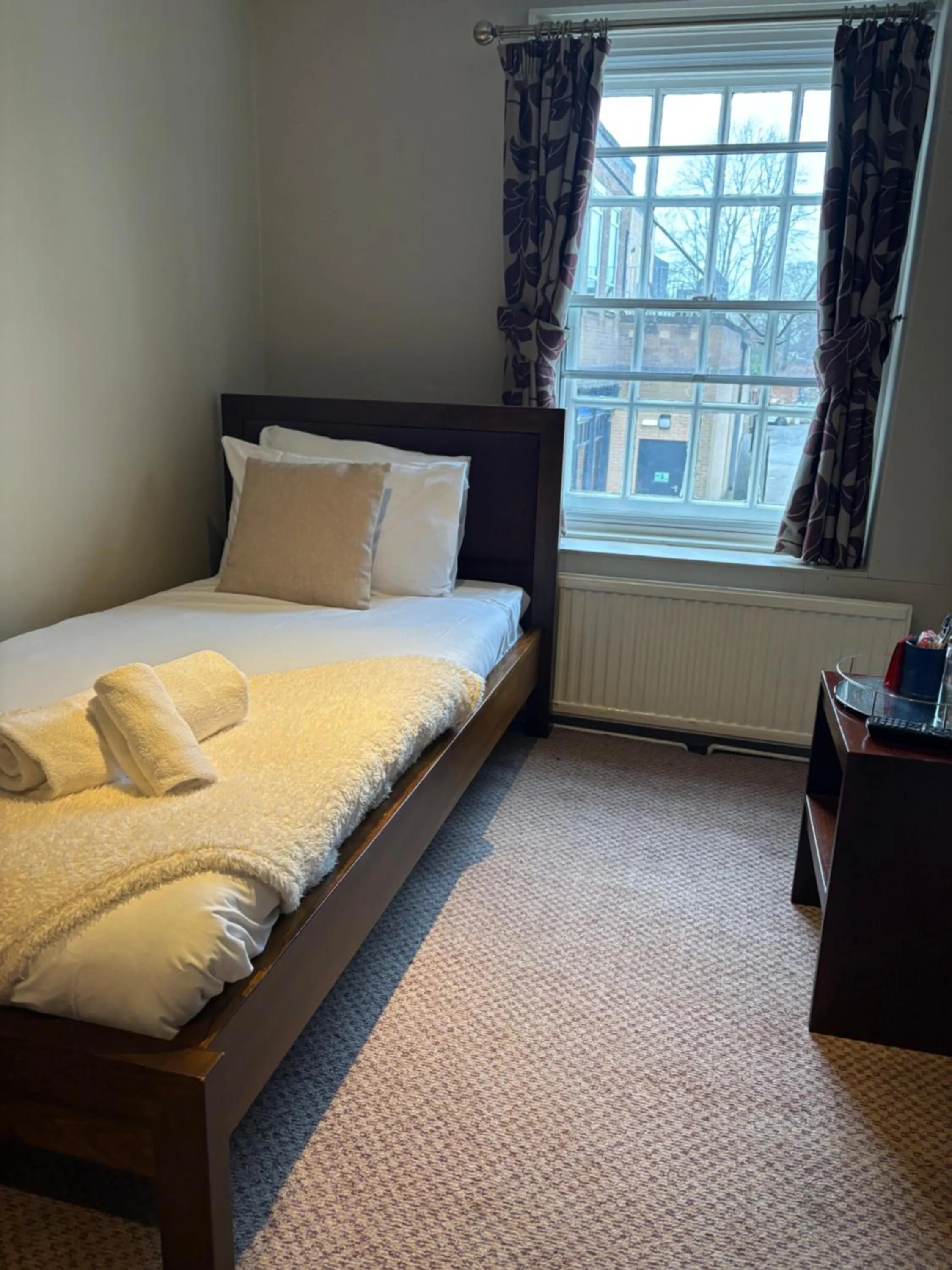 Bed in The Gillygate Inn