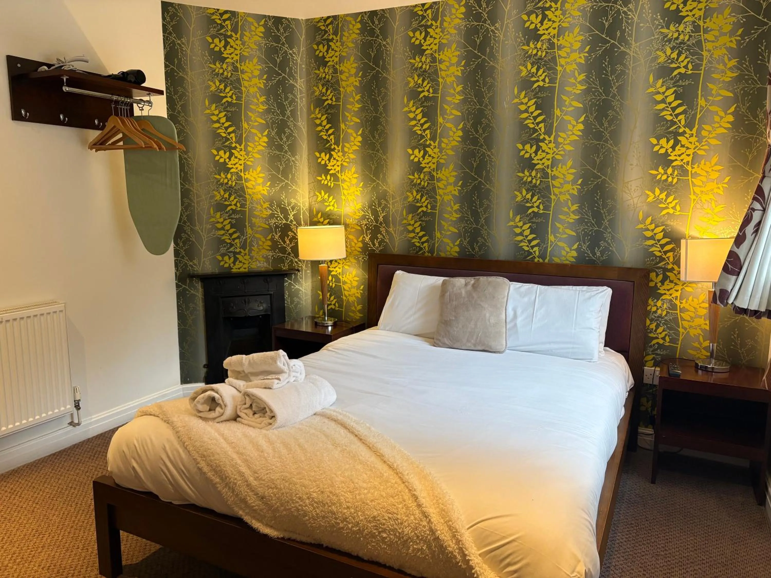 Bed in The Gillygate Inn
