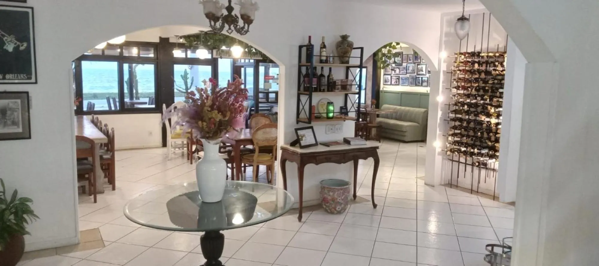 Restaurant/places to eat in Atlântico Hotel