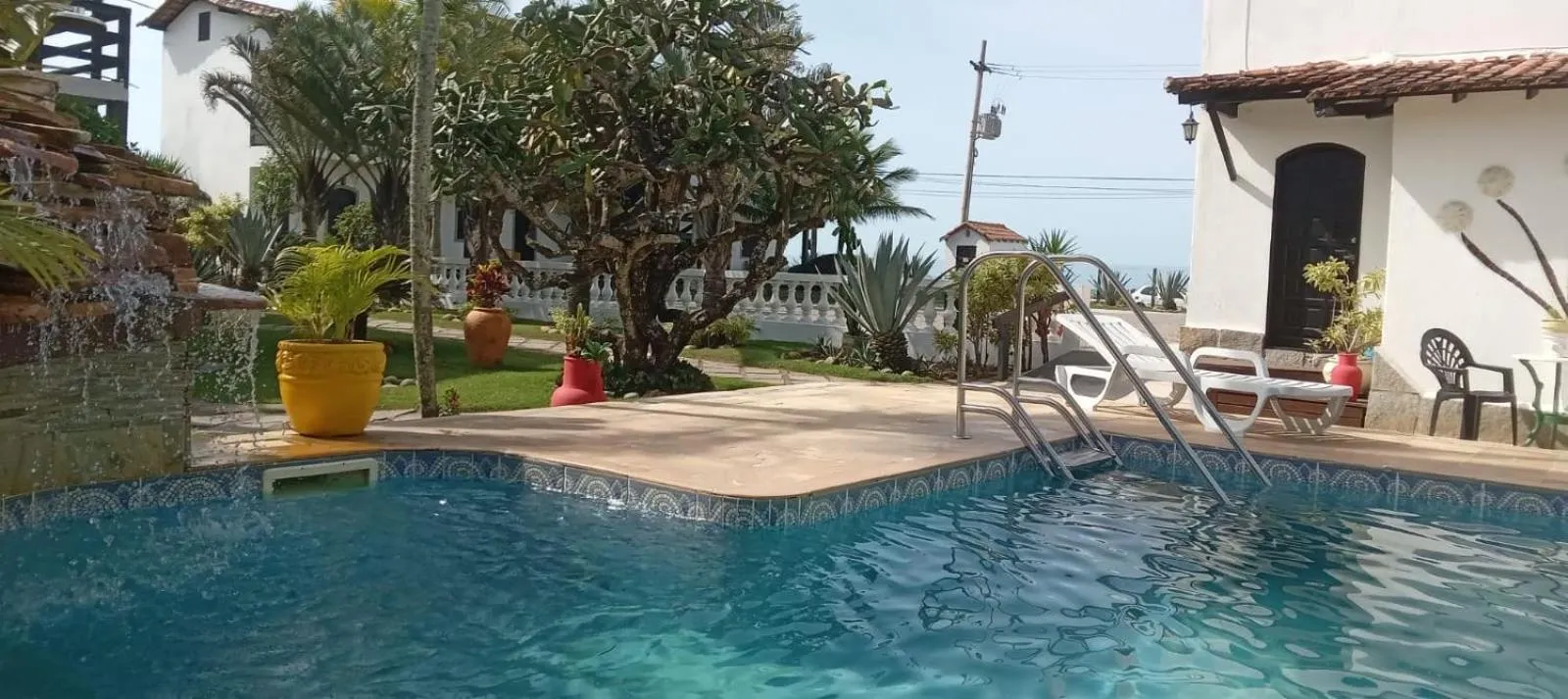 Swimming pool in Atlântico Hotel
