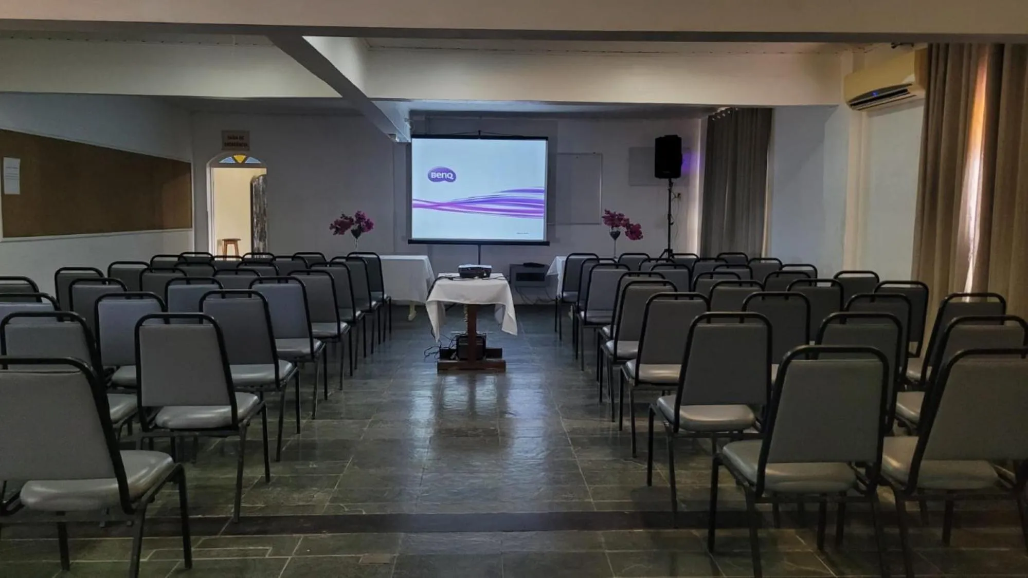 Meeting/conference room in Atlântico Hotel