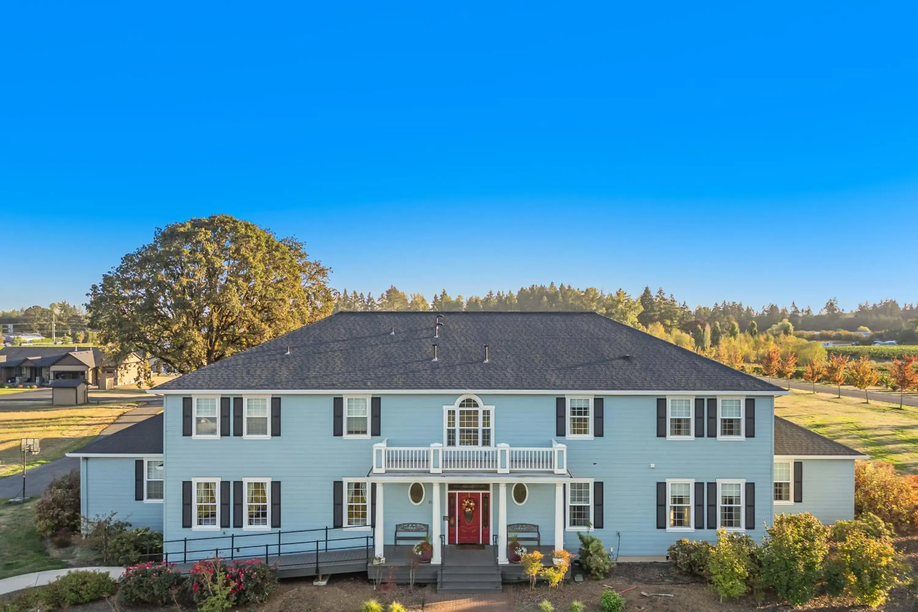 Facade/entrance in La Bastide Bed and Breakfast Facade/entrance in La Bastide Bed and Breakfast