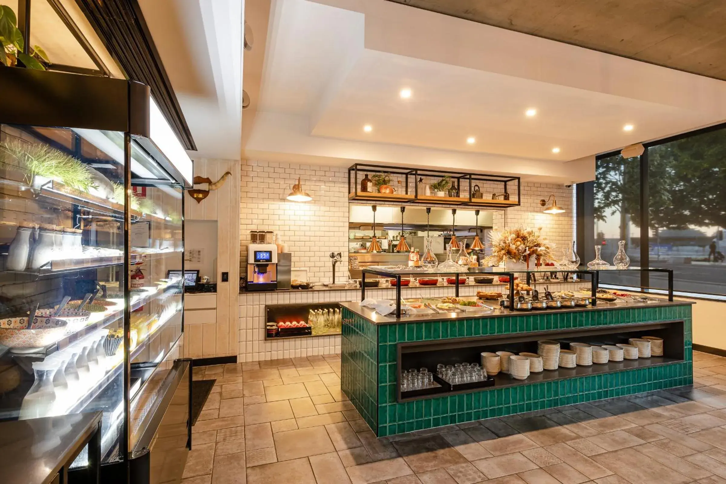 Food and drinks in Rydges Fortitude Valley Food and drinks in Rydges Fortitude Valley