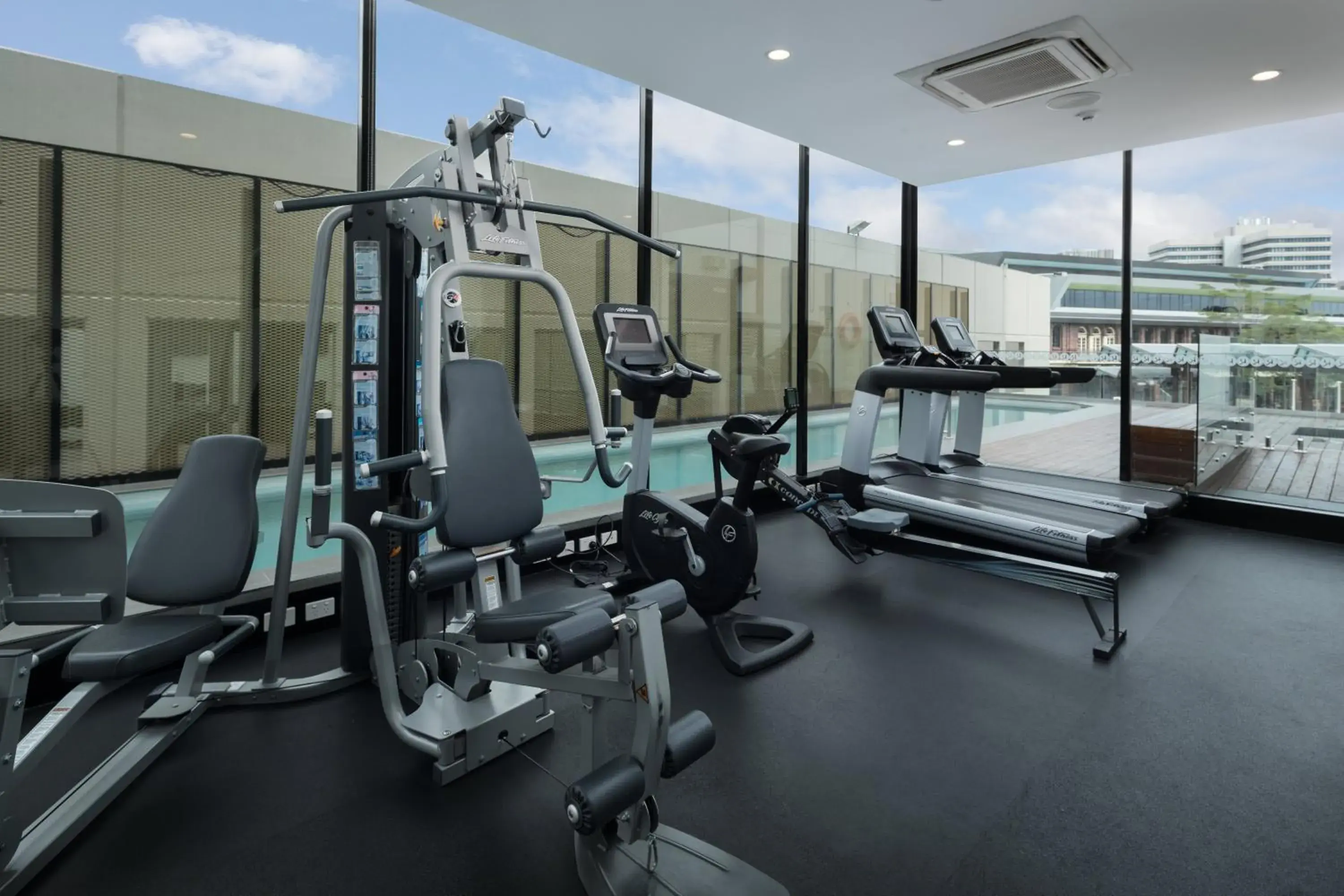 Fitness centre/facilities in Rydges Fortitude Valley Fitness centre/facilities in Rydges Fortitude Valley