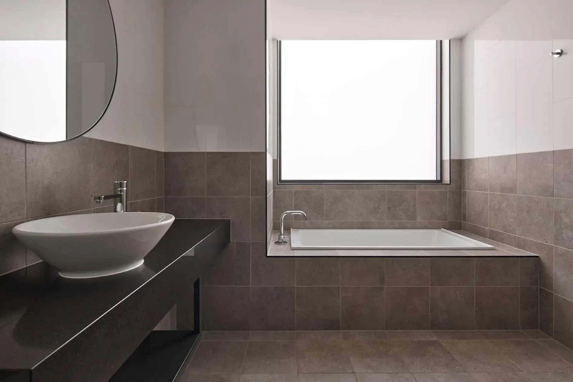 Shower in Rydges Fortitude Valley Shower in Rydges Fortitude Valley