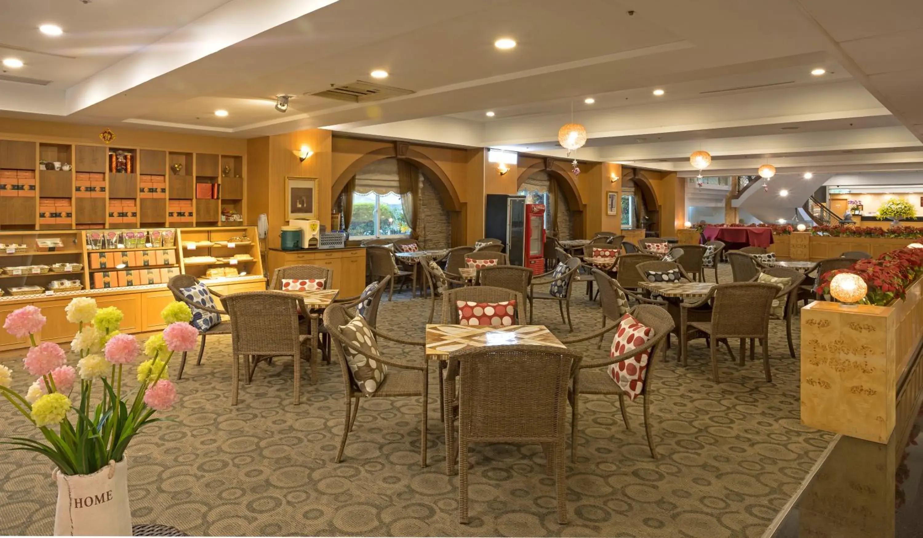 Restaurant/places to eat in Le Beau Max Resort Restaurant/places to eat in Le Beau Max Resort