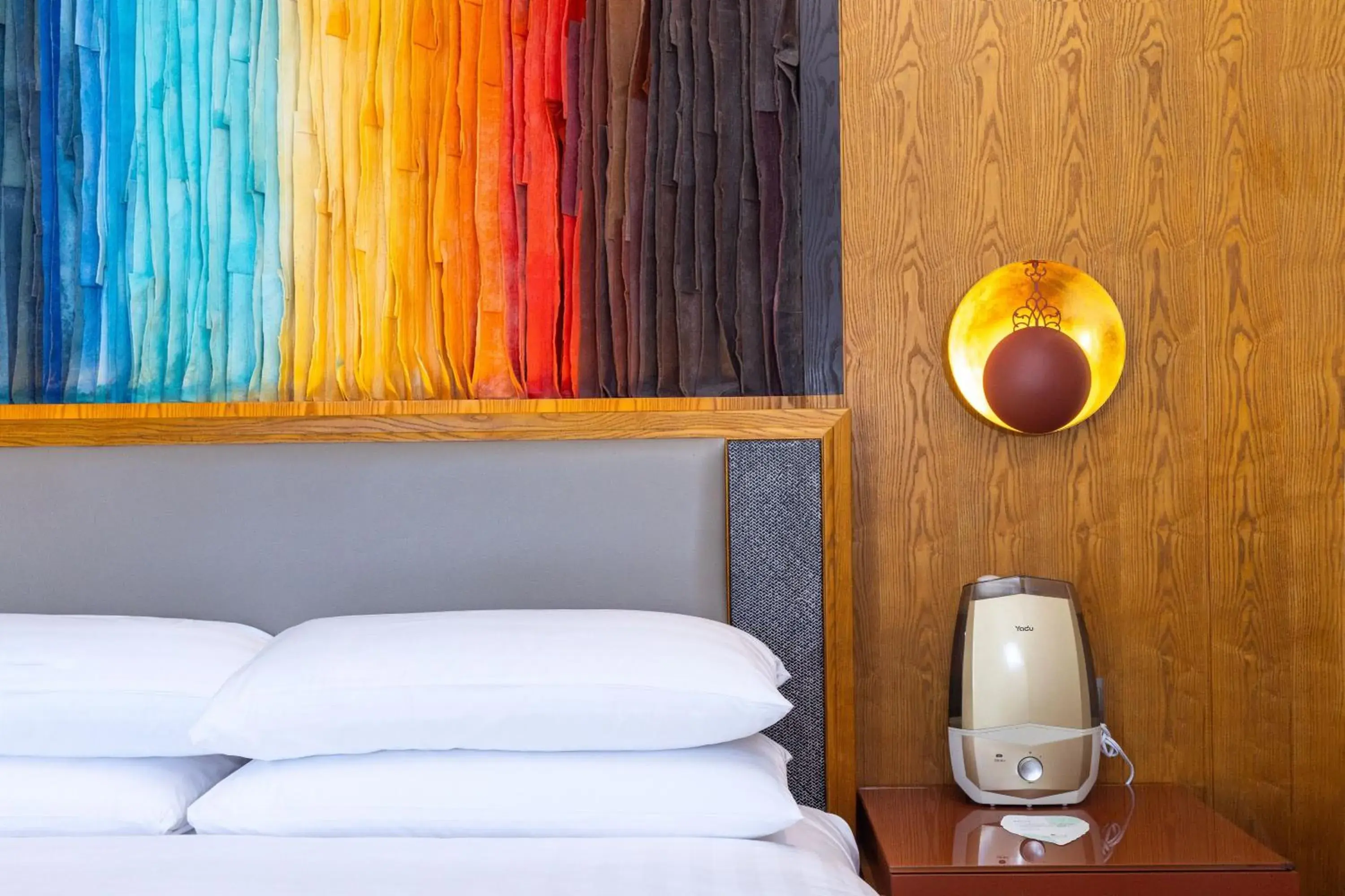 Bed in Shangri-La Resort Shangri-La Bed in Shangri-La Resort Shangri-La