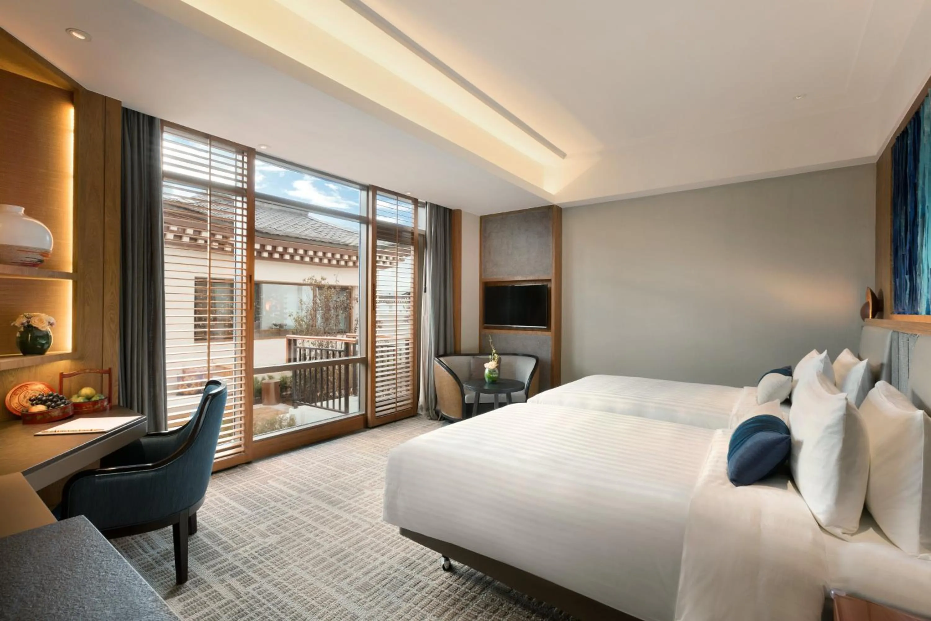 Executive Twin Room with Balcony  in Shangri-La Resort Shangri-La