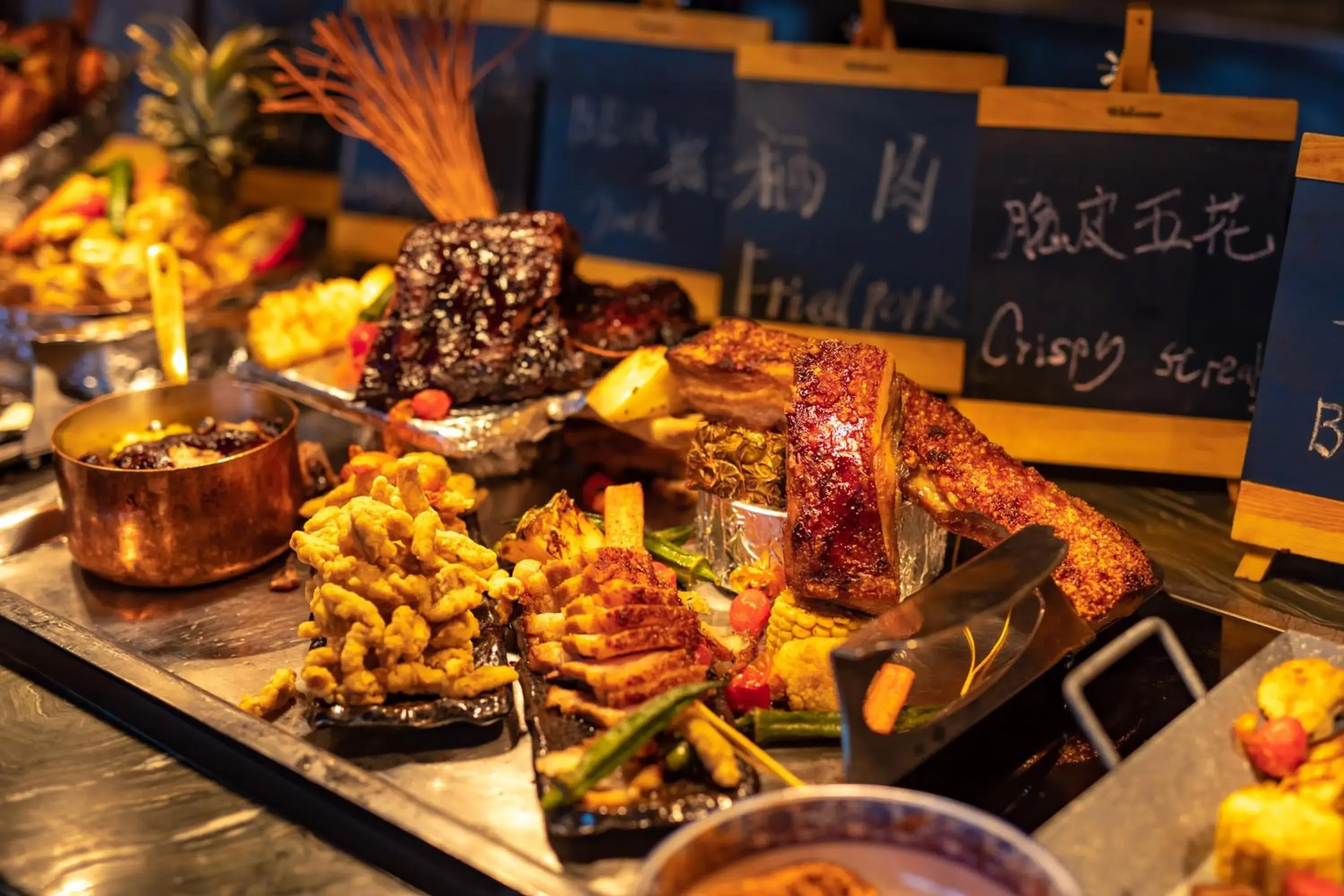 Restaurant/places to eat in Shangri-La Resort Shangri-La Restaurant/places to eat in Shangri-La Resort Shangri-La