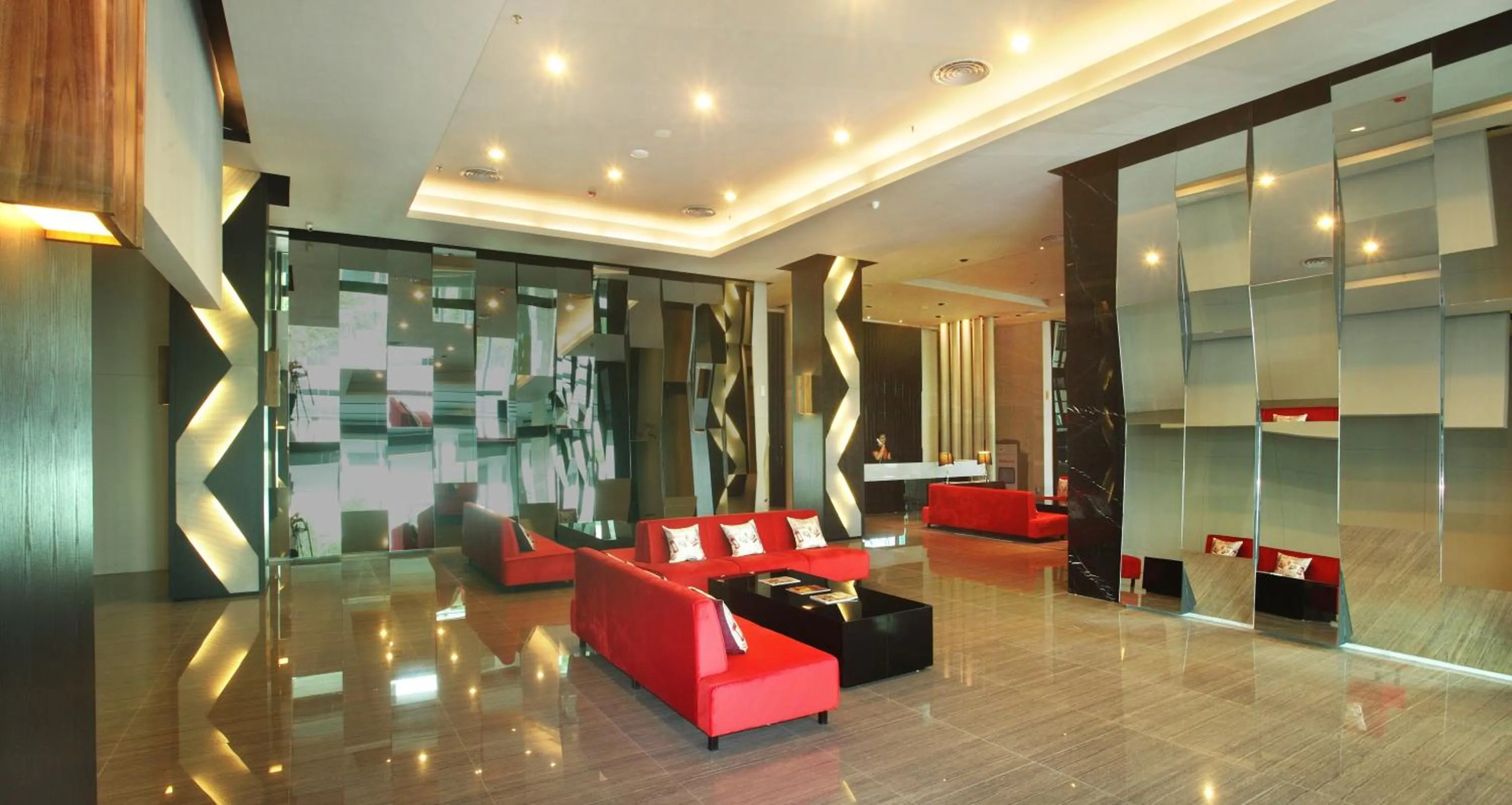 Lobby or reception in Cabin Hotel