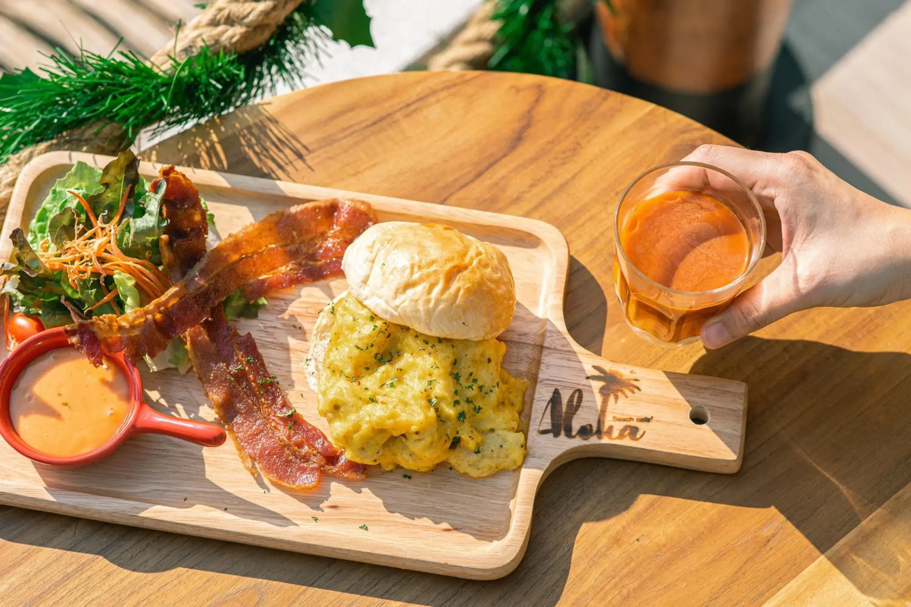 Restaurant/places to eat in Amari Bangsaen Formerly The Tide Resort Bangsaen Restaurant/places to eat in Amari Bangsaen Formerly The Tide Resort Bangsaen