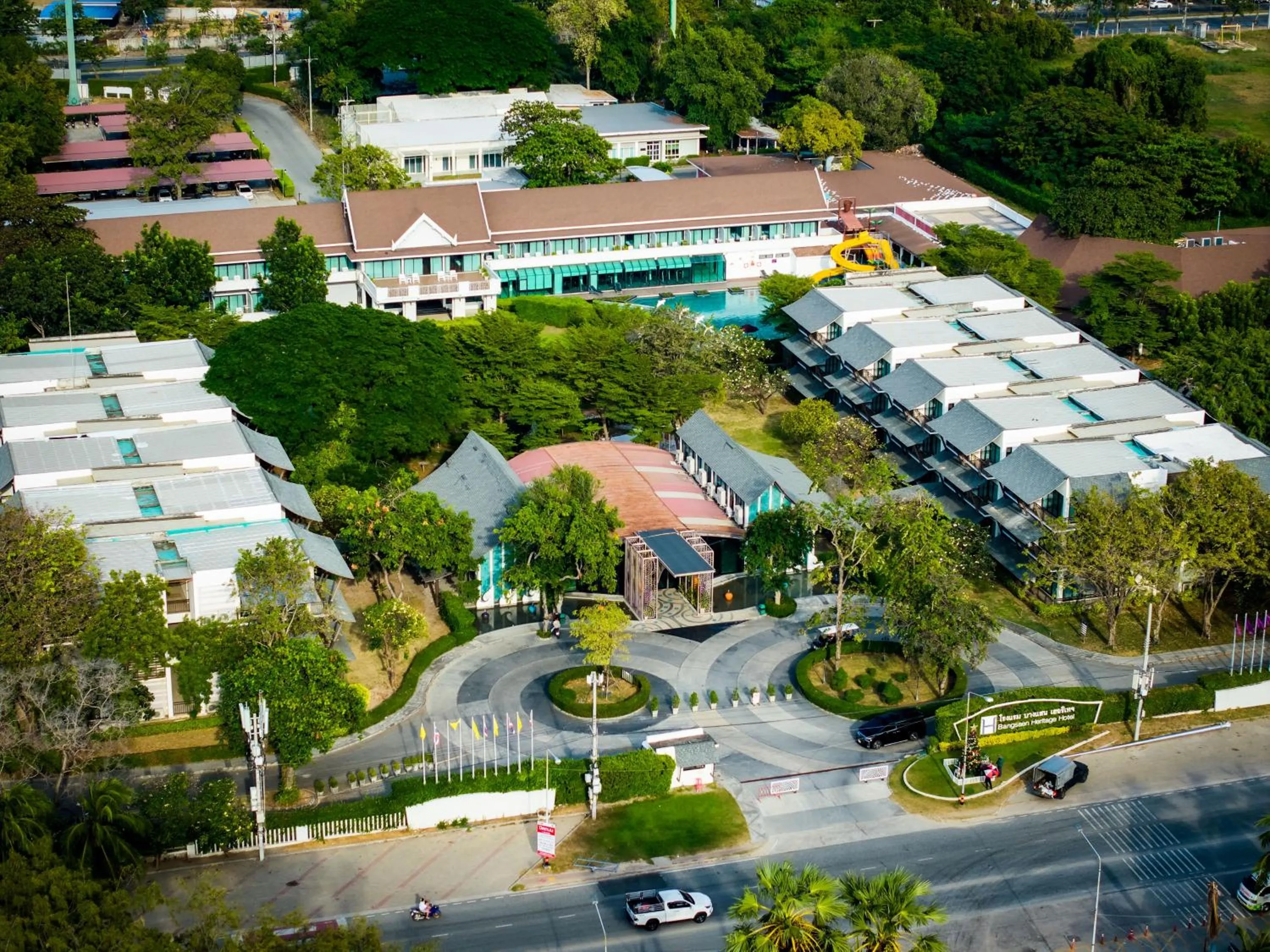 Property building in Bangsaen Heritage Hotel