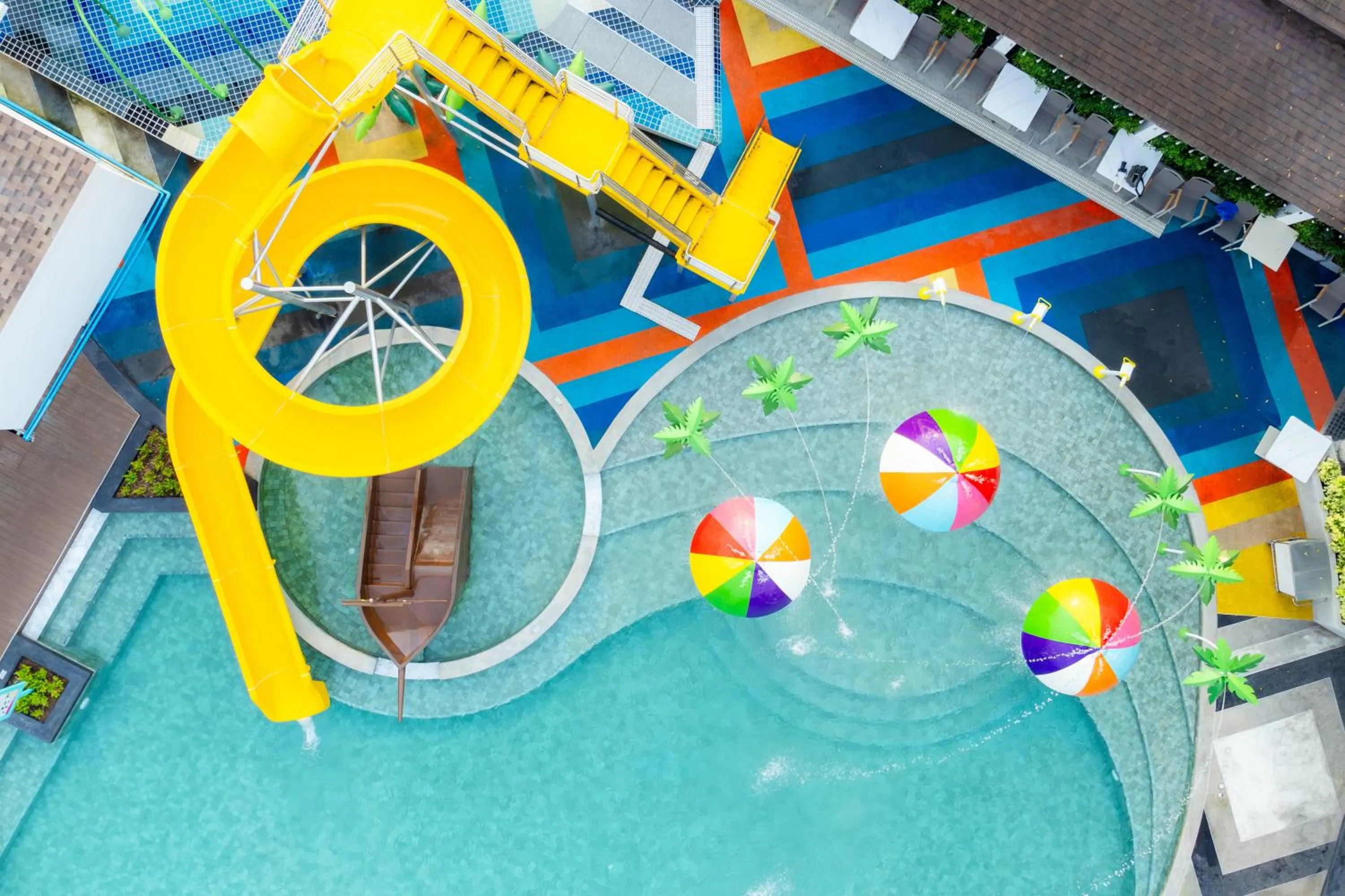 Aqua park in Bangsaen Heritage Hotel