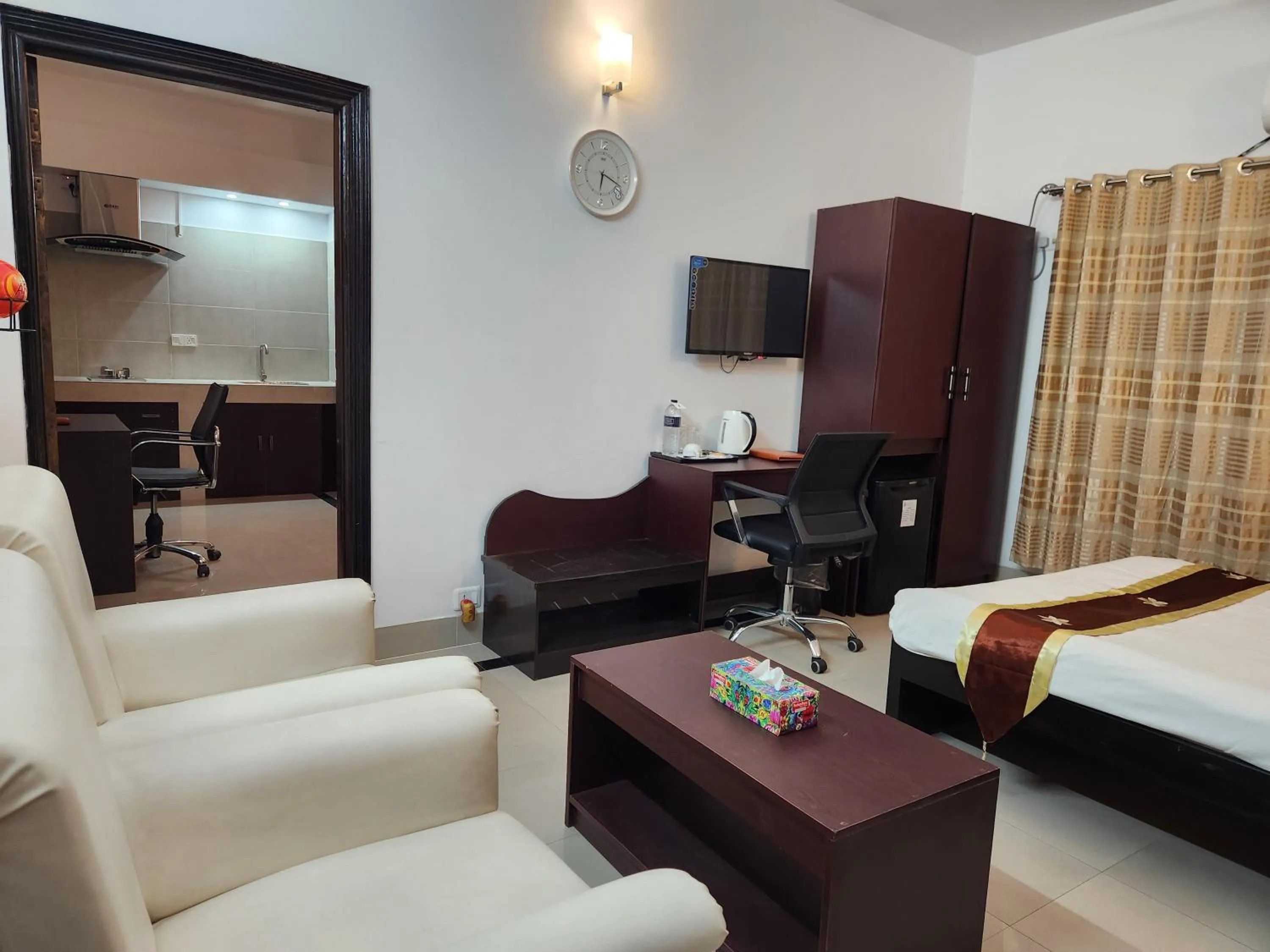 Bed in Aristocrat Inn - Lake Park & USA club