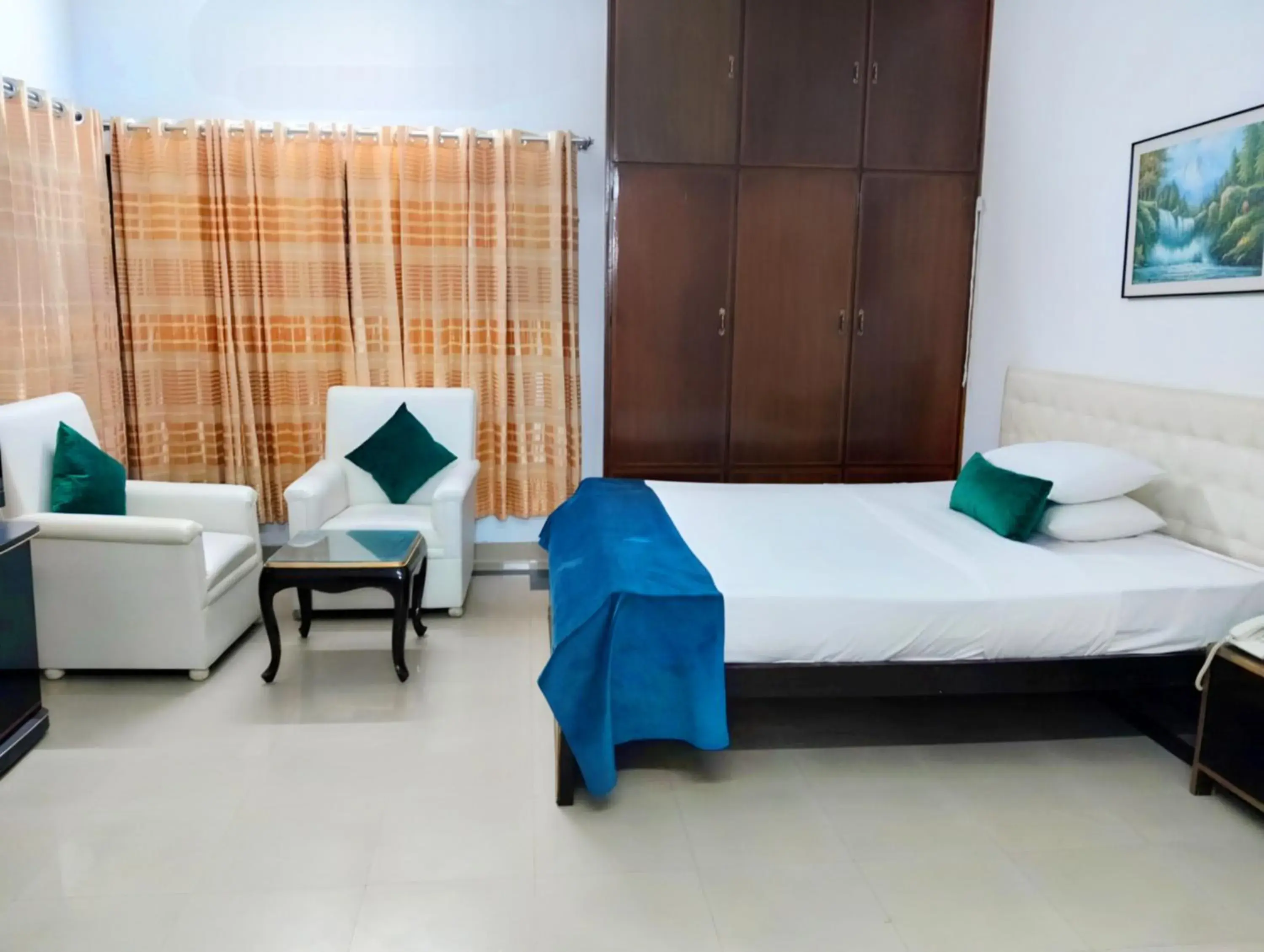 Bedroom, Bed in Aristocrat Inn - Lake Park & USA club Bedroom, Bed in Aristocrat Inn - Lake Park & USA club