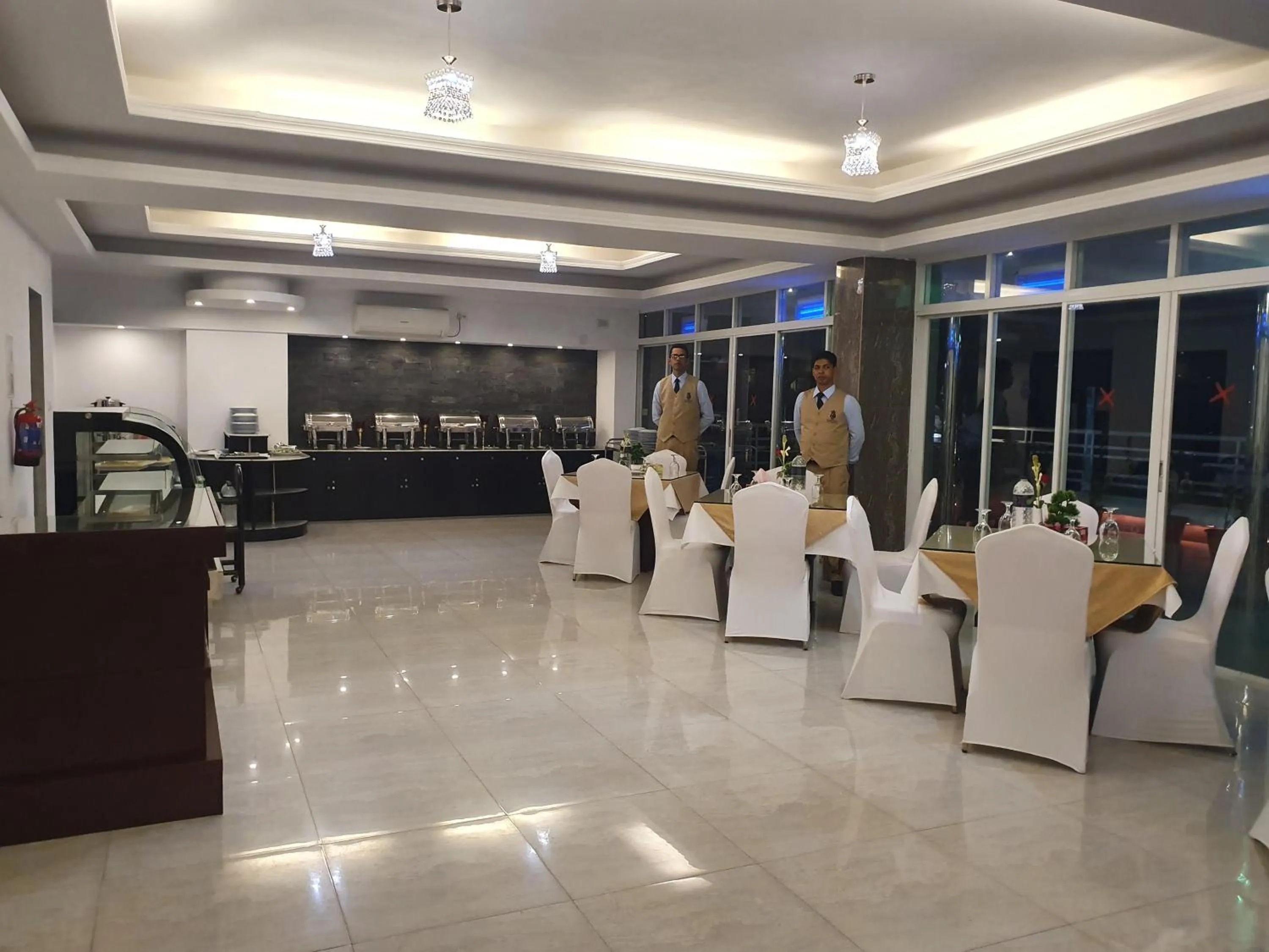 Restaurant/places to eat in Aristocrat Inn - Lake Park & USA club