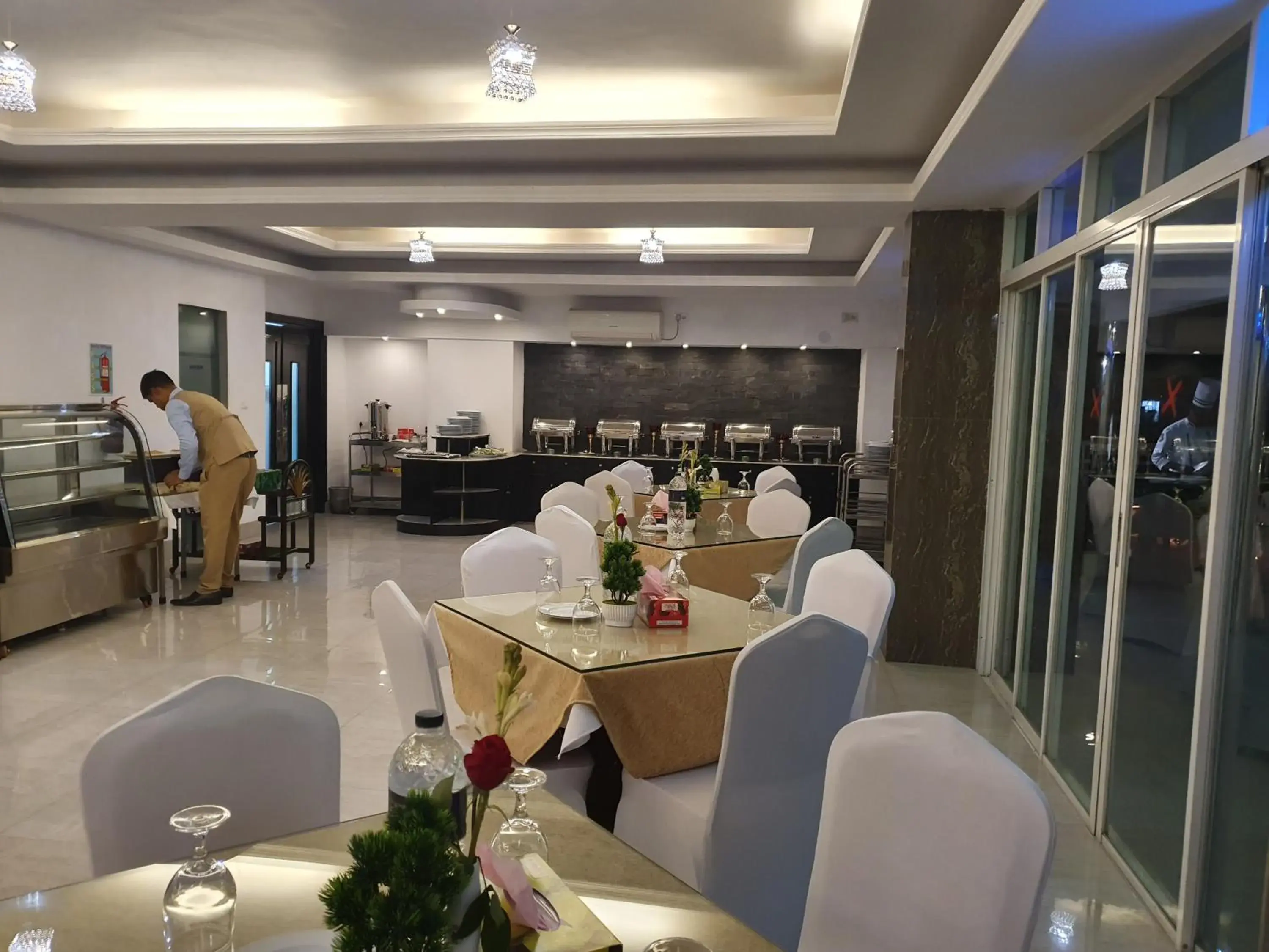 Restaurant/places to eat in Aristocrat Inn - Lake Park & USA club Restaurant/places to eat in Aristocrat Inn - Lake Park & USA club