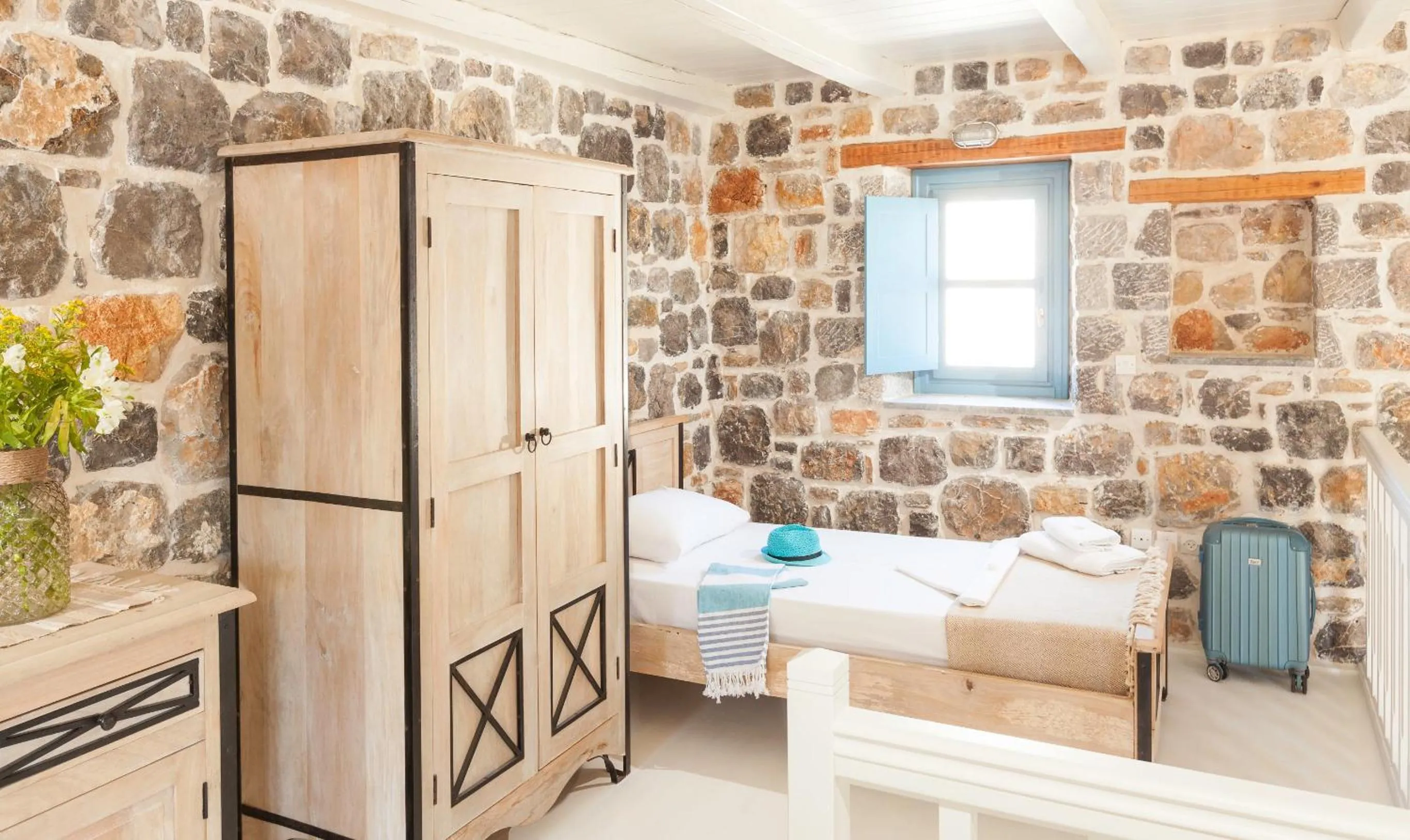 Bed in Pserimos Villas