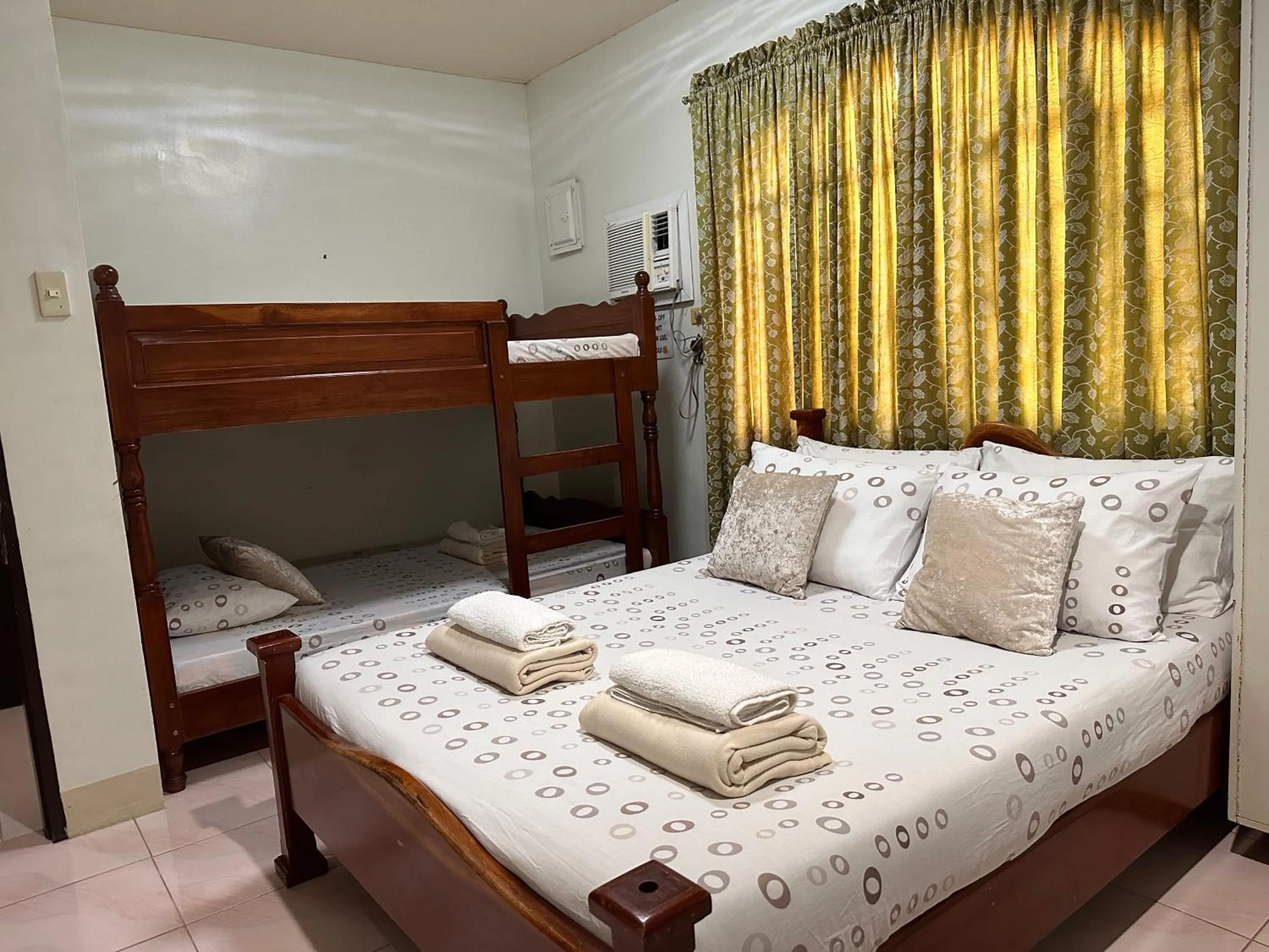 Bed in Mount Pinatubo Base Camp at CASA HERMOGINA