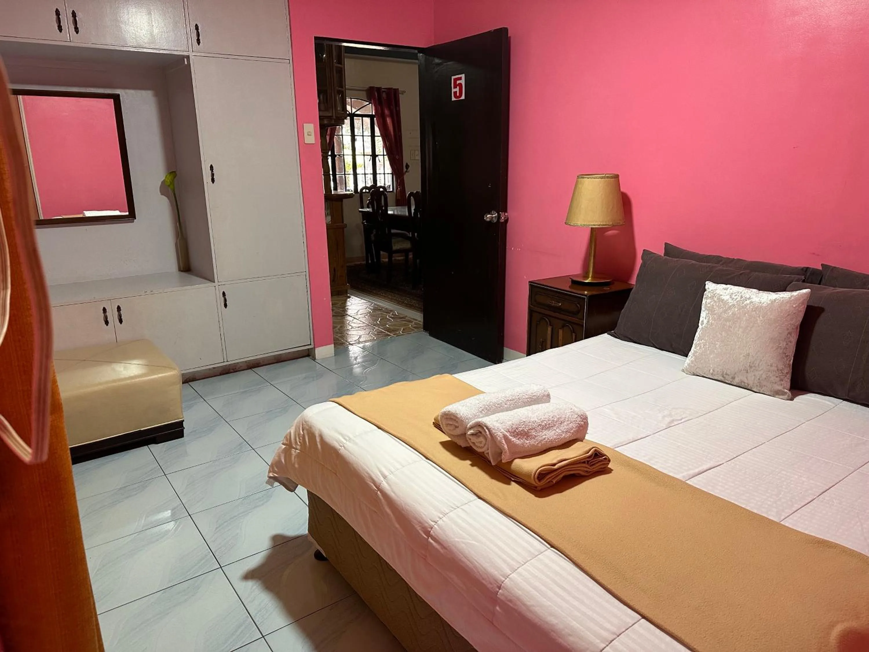 Bed in Mount Pinatubo Base Camp at CASA HERMOGINA