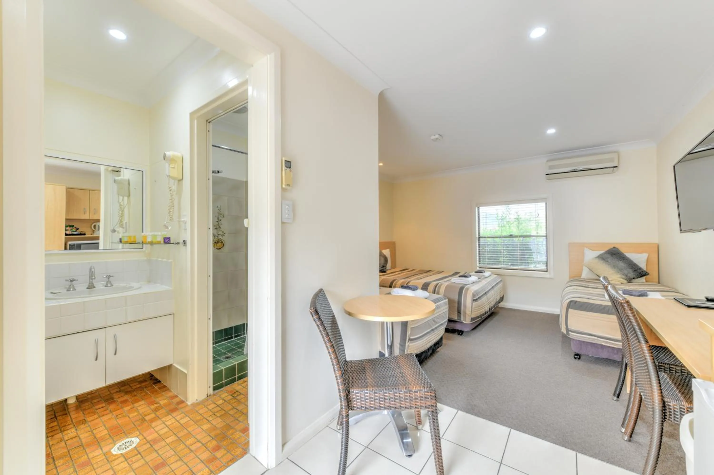 Bathroom in Motel Grande